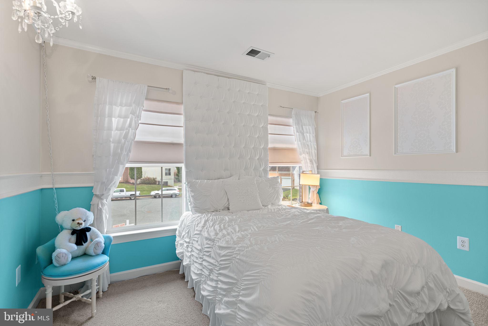 GREAT FALLS CHASE - Residential