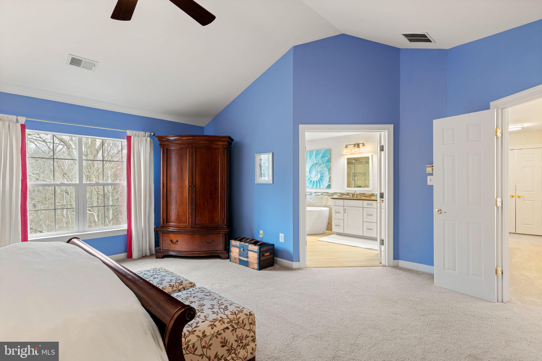 GREAT FALLS CHASE - Residential