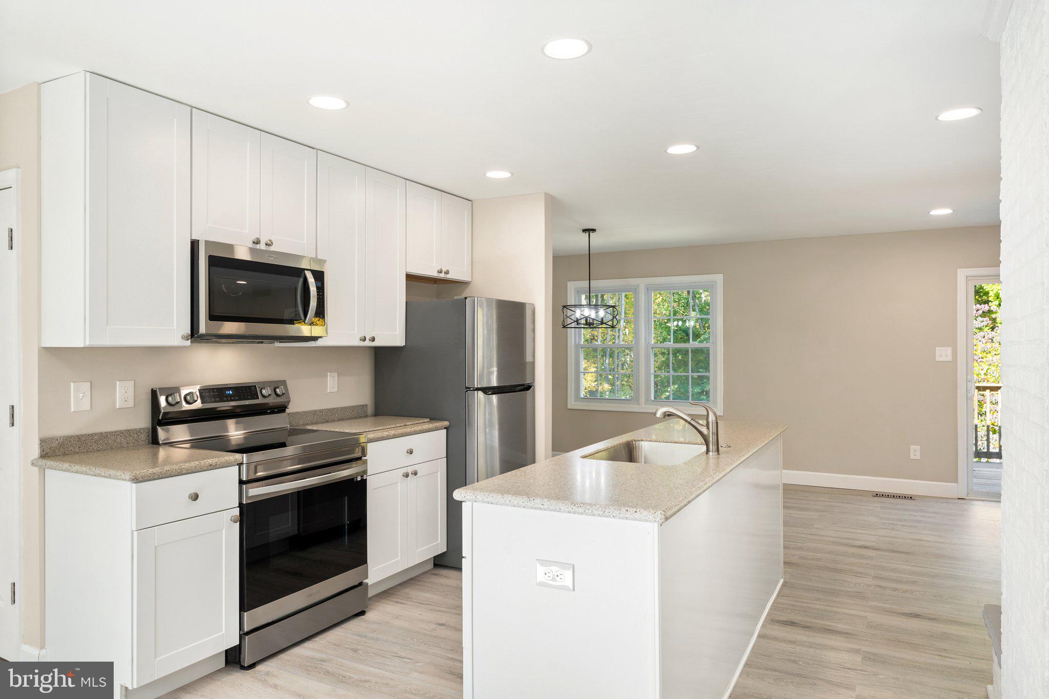 WARRENTON LAKES - Residential