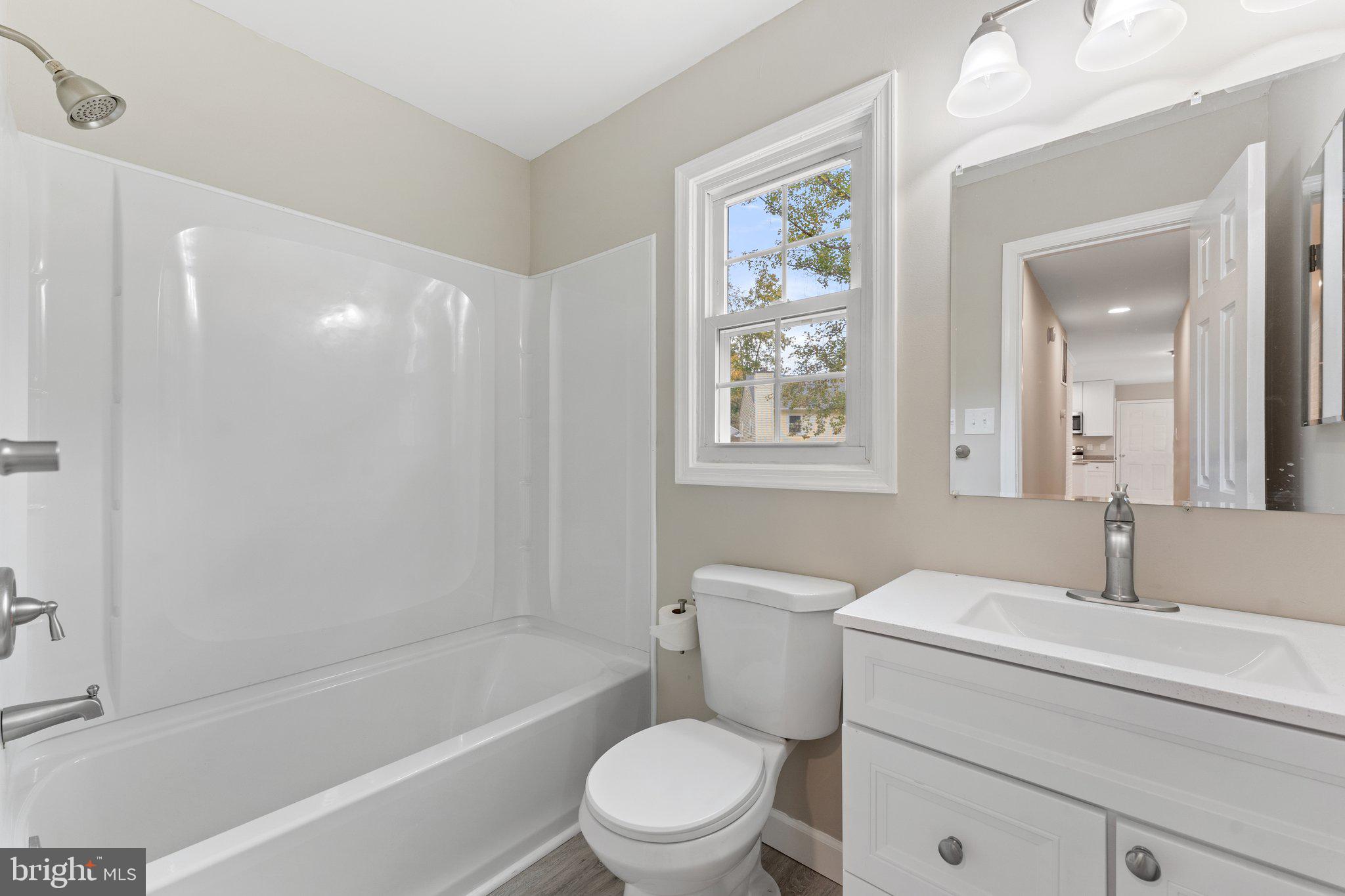 WARRENTON LAKES - Residential