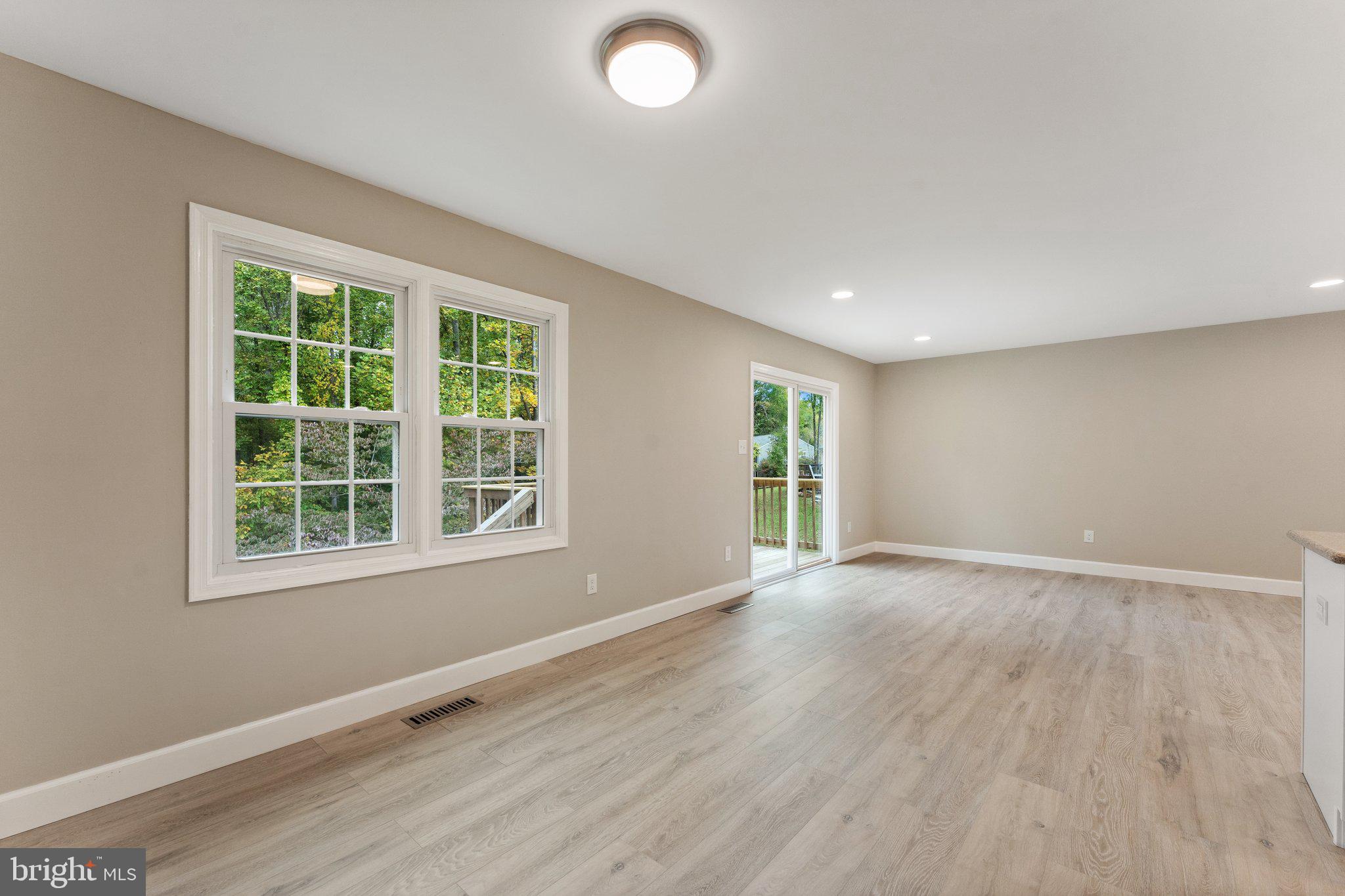 WARRENTON LAKES - Residential