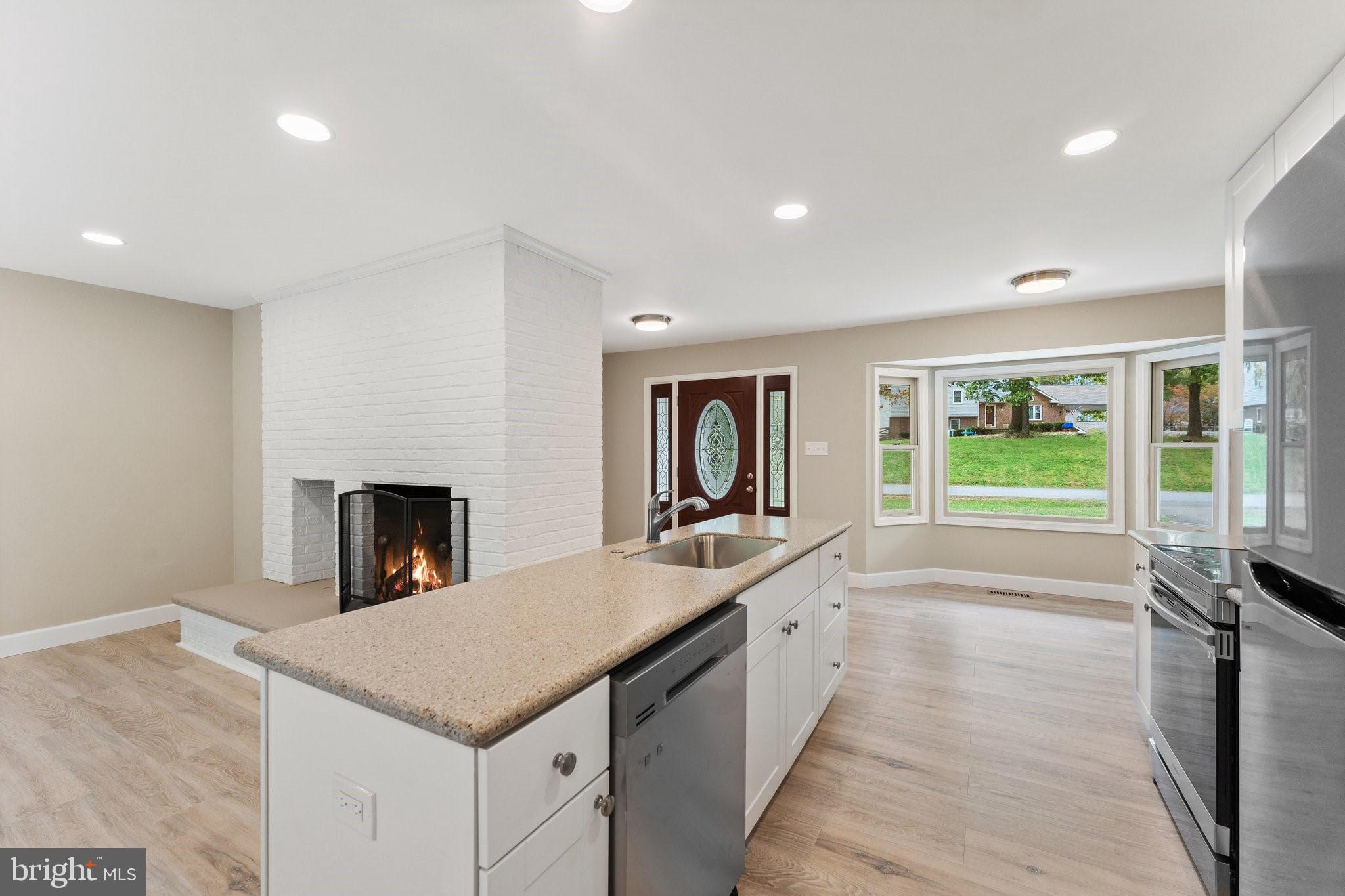 WARRENTON LAKES - Residential