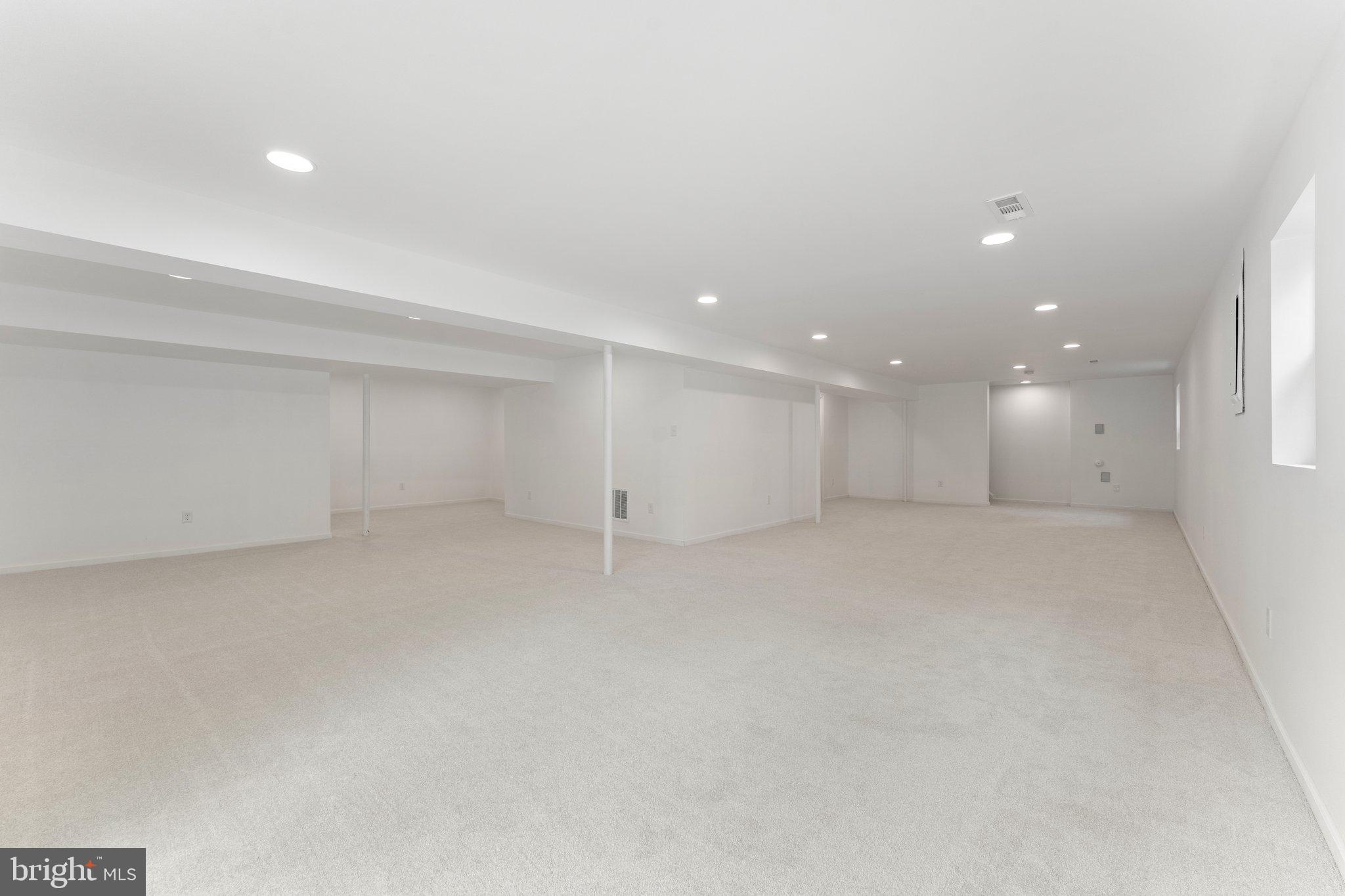 WARRENTON LAKES - Residential