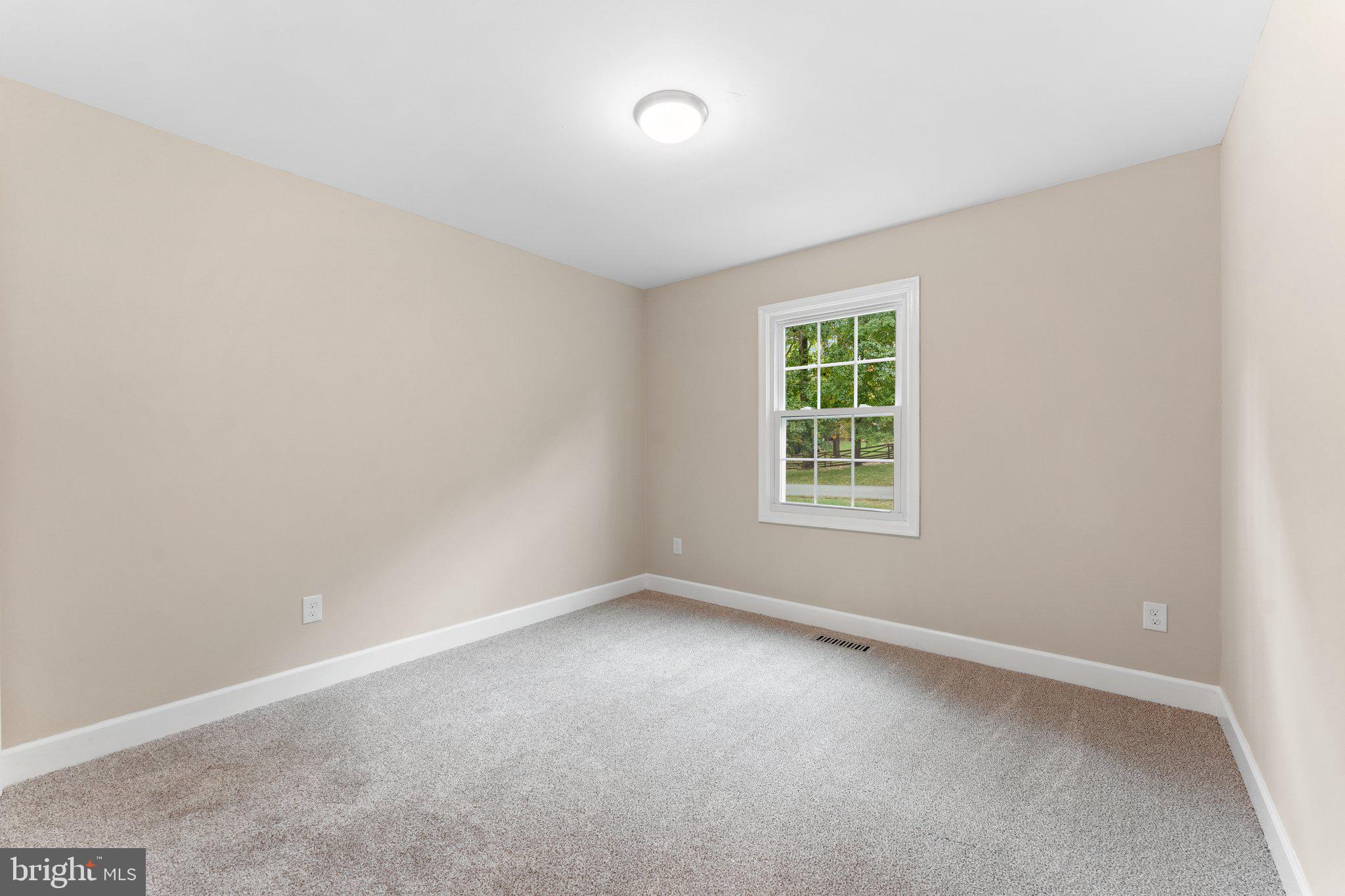 WARRENTON LAKES - Residential