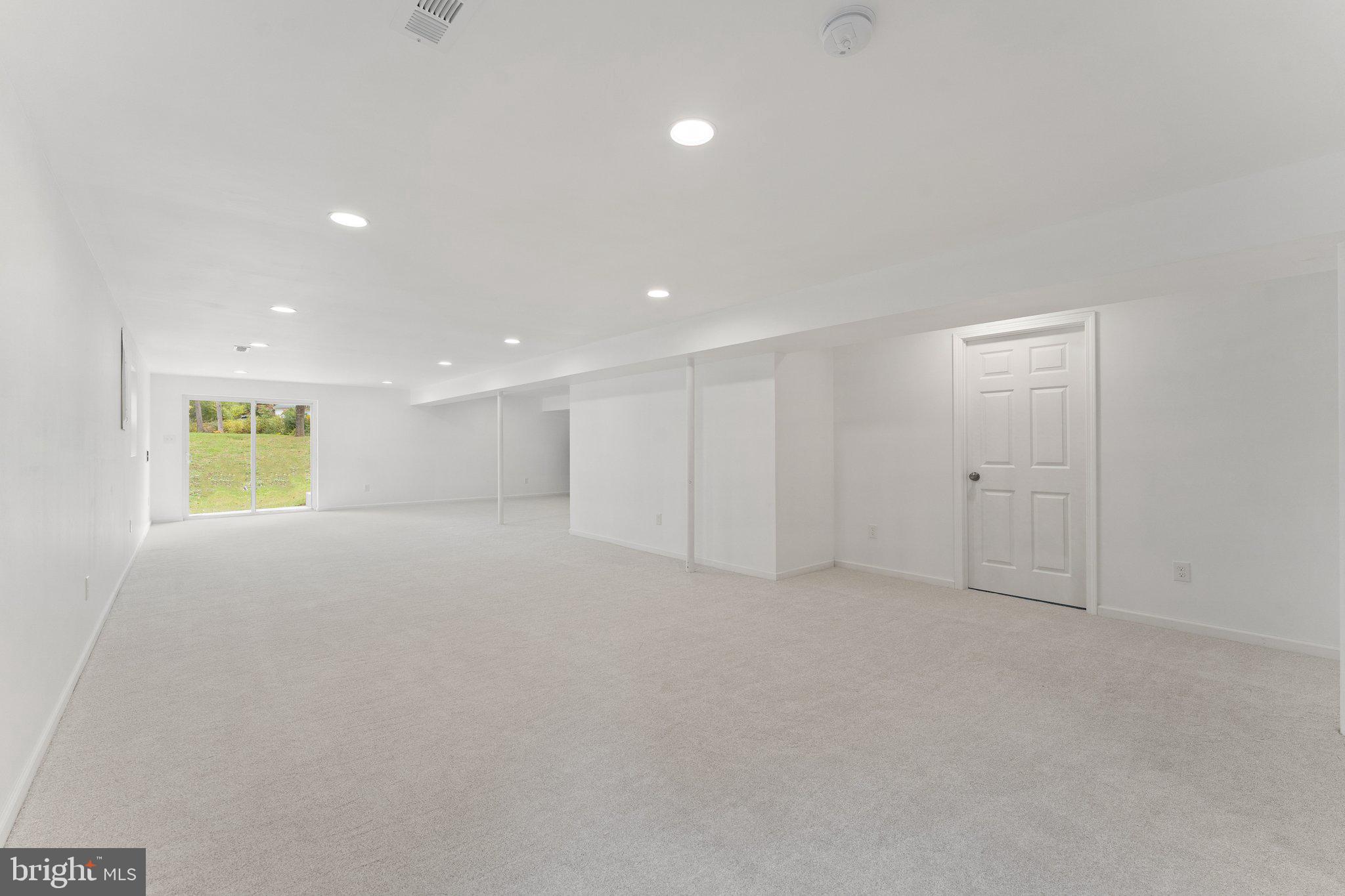 WARRENTON LAKES - Residential