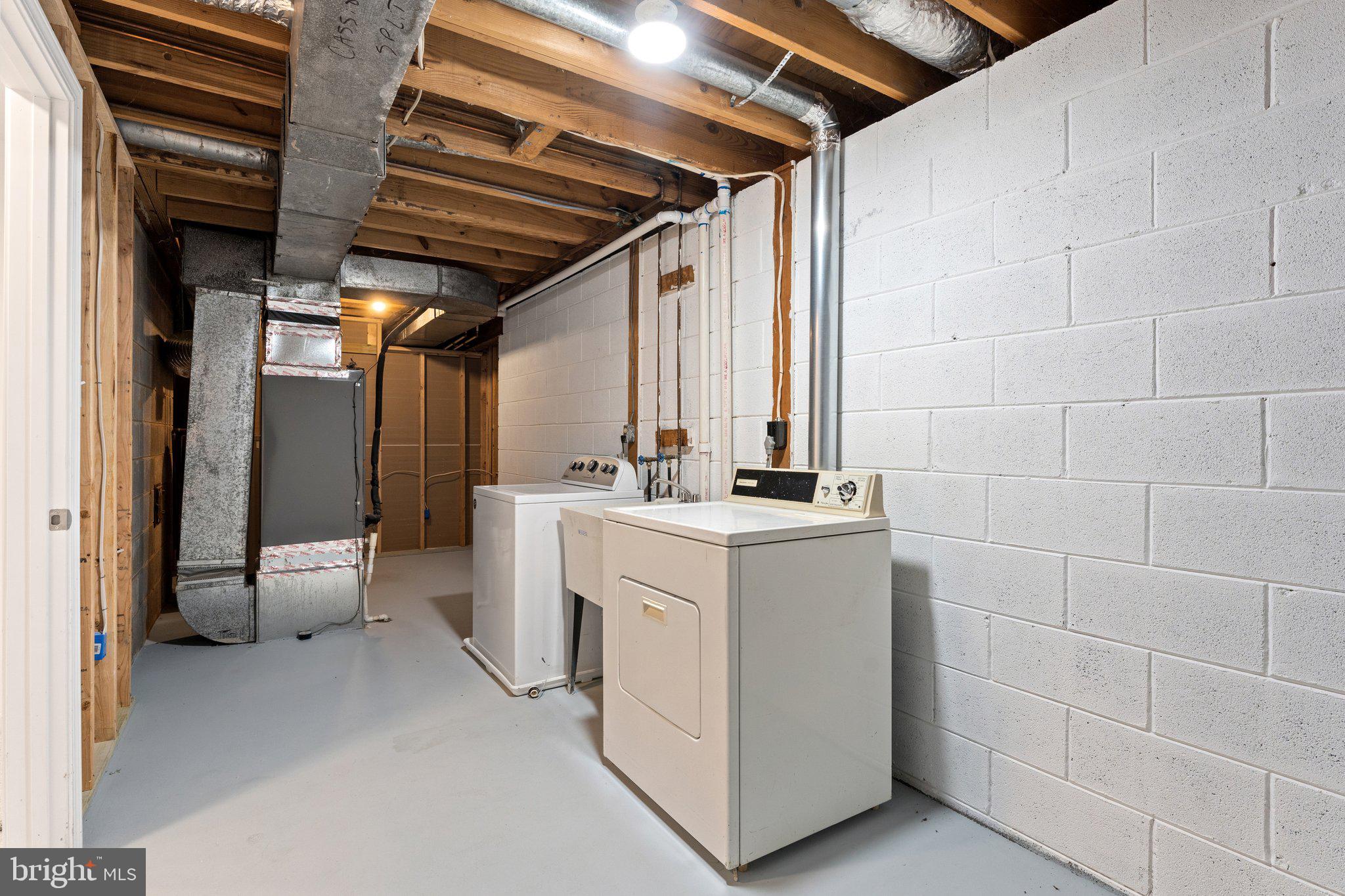 WARRENTON LAKES - Residential