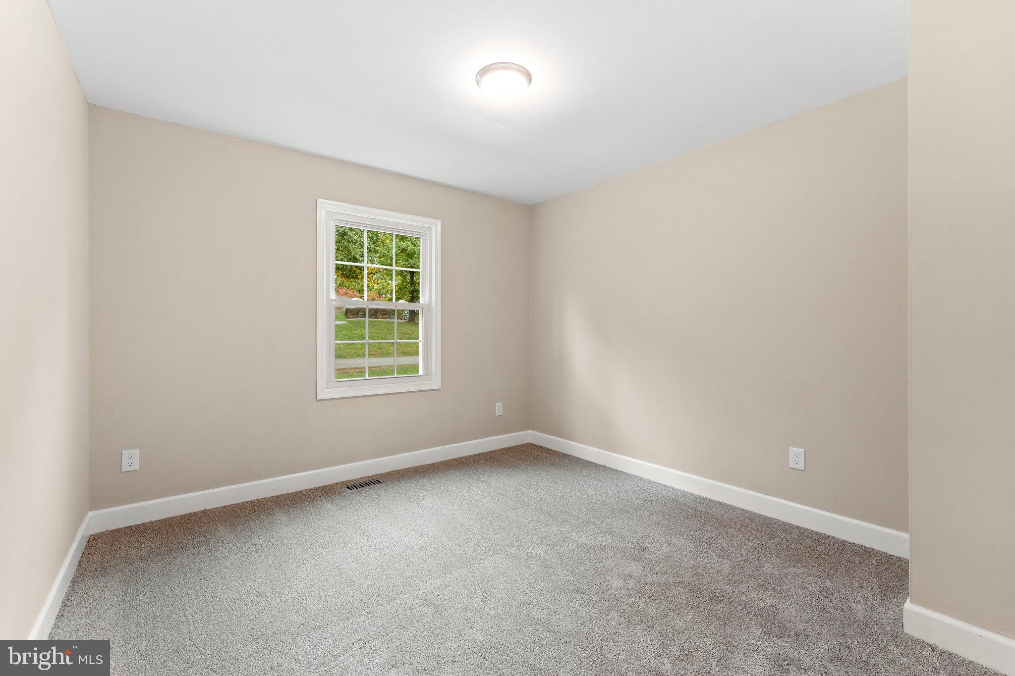 WARRENTON LAKES - Residential