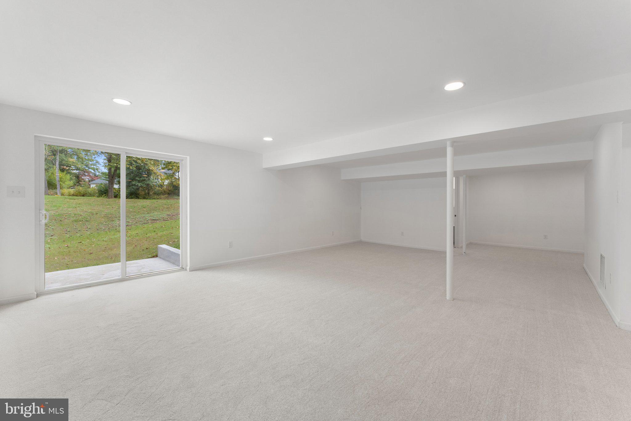 WARRENTON LAKES - Residential