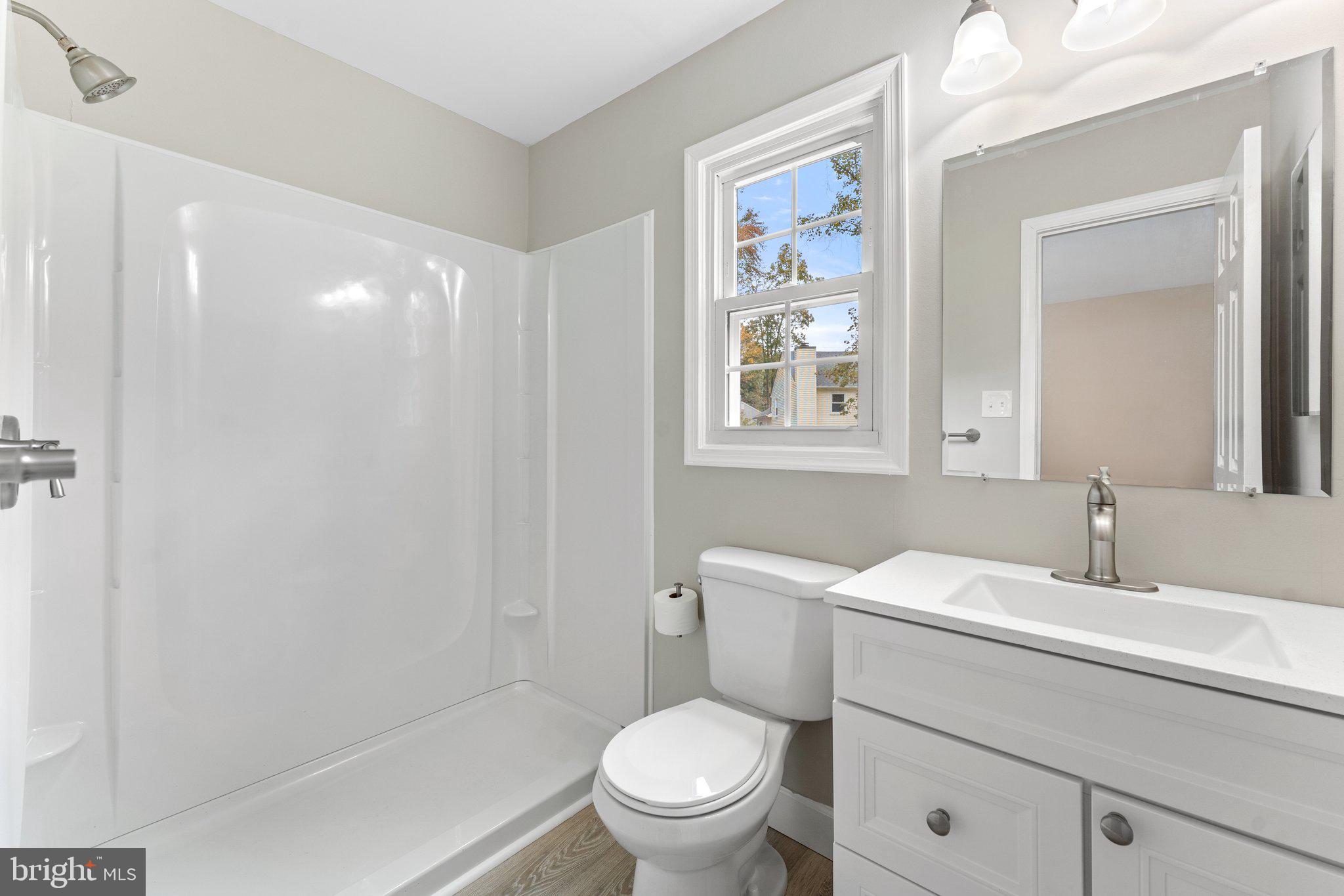 WARRENTON LAKES - Residential