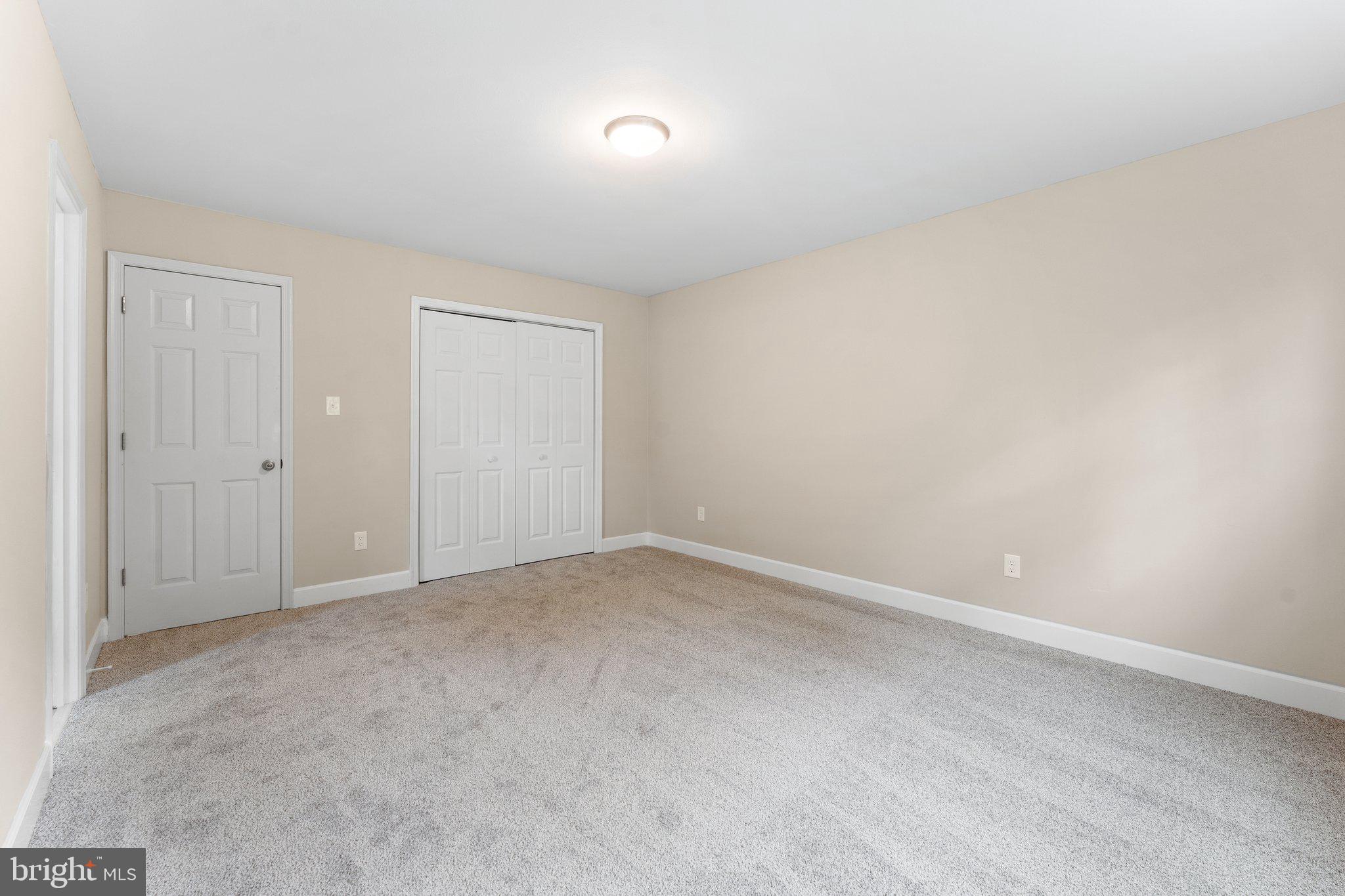 WARRENTON LAKES - Residential