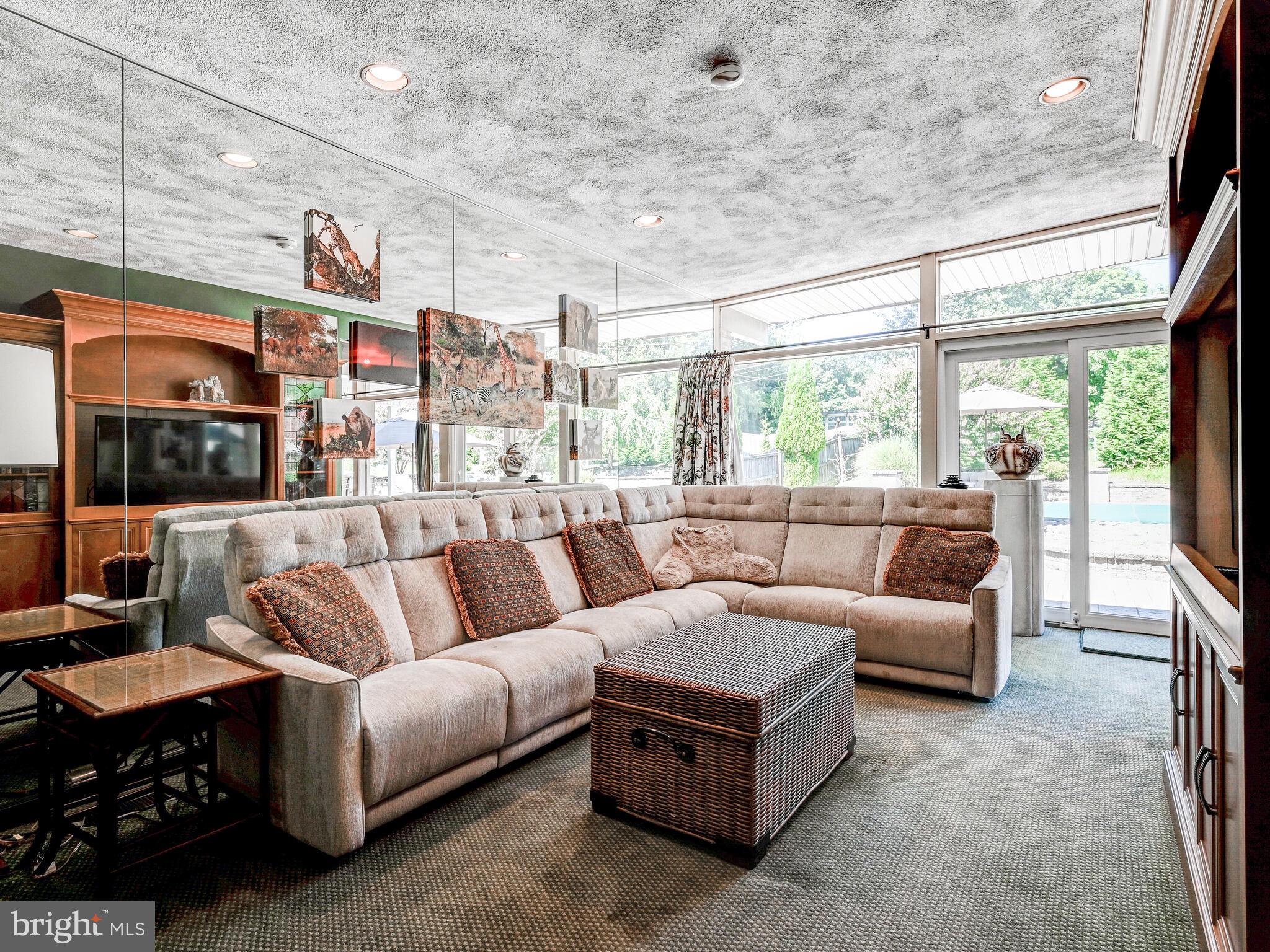 STEVENSON - Residential