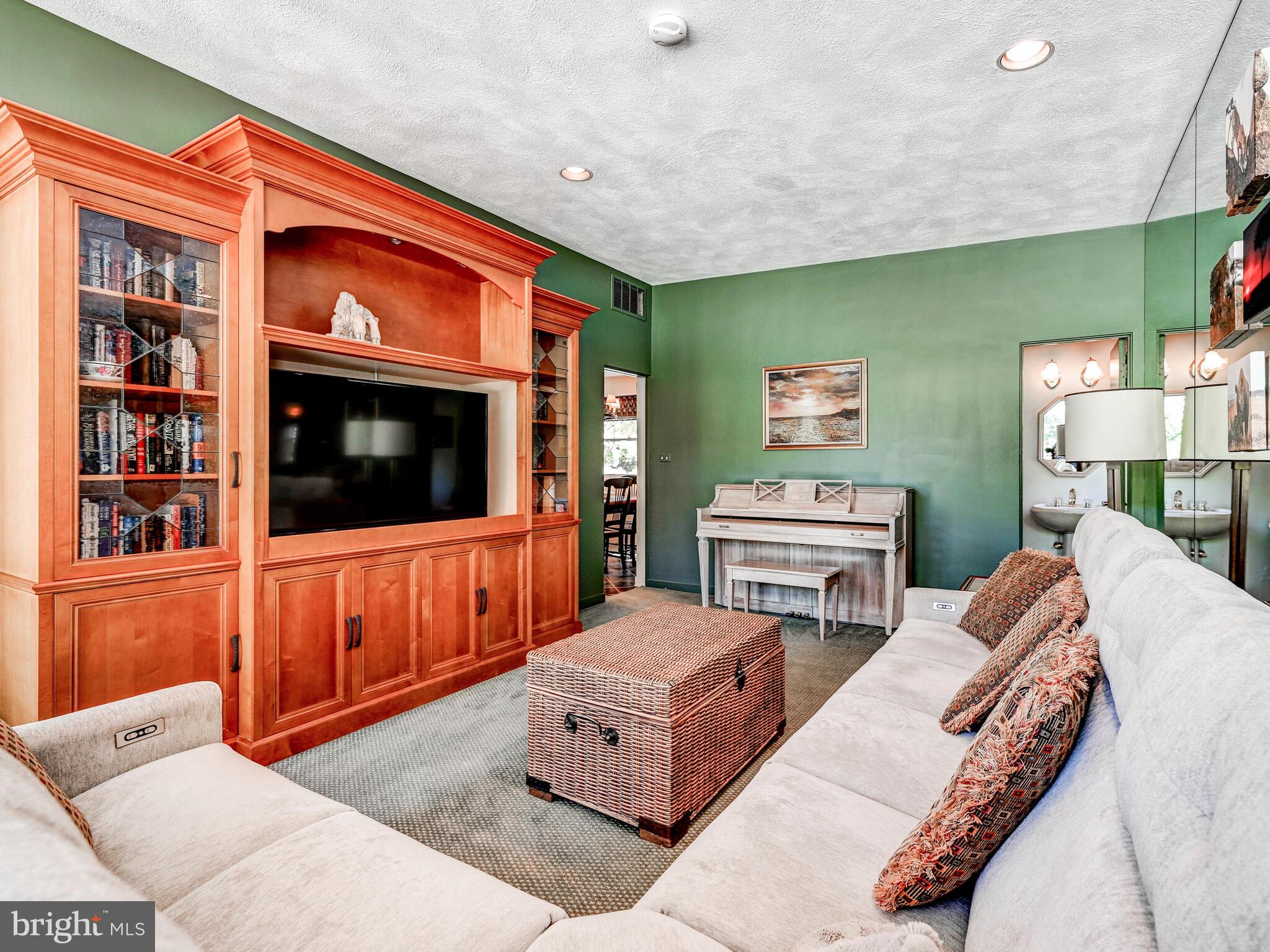 STEVENSON - Residential