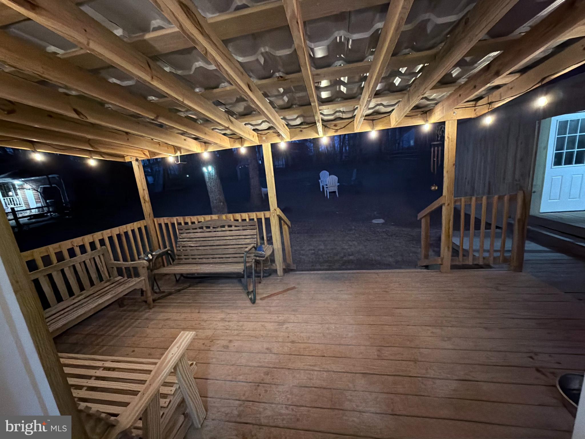 LAKE WILDERNESS - Residential