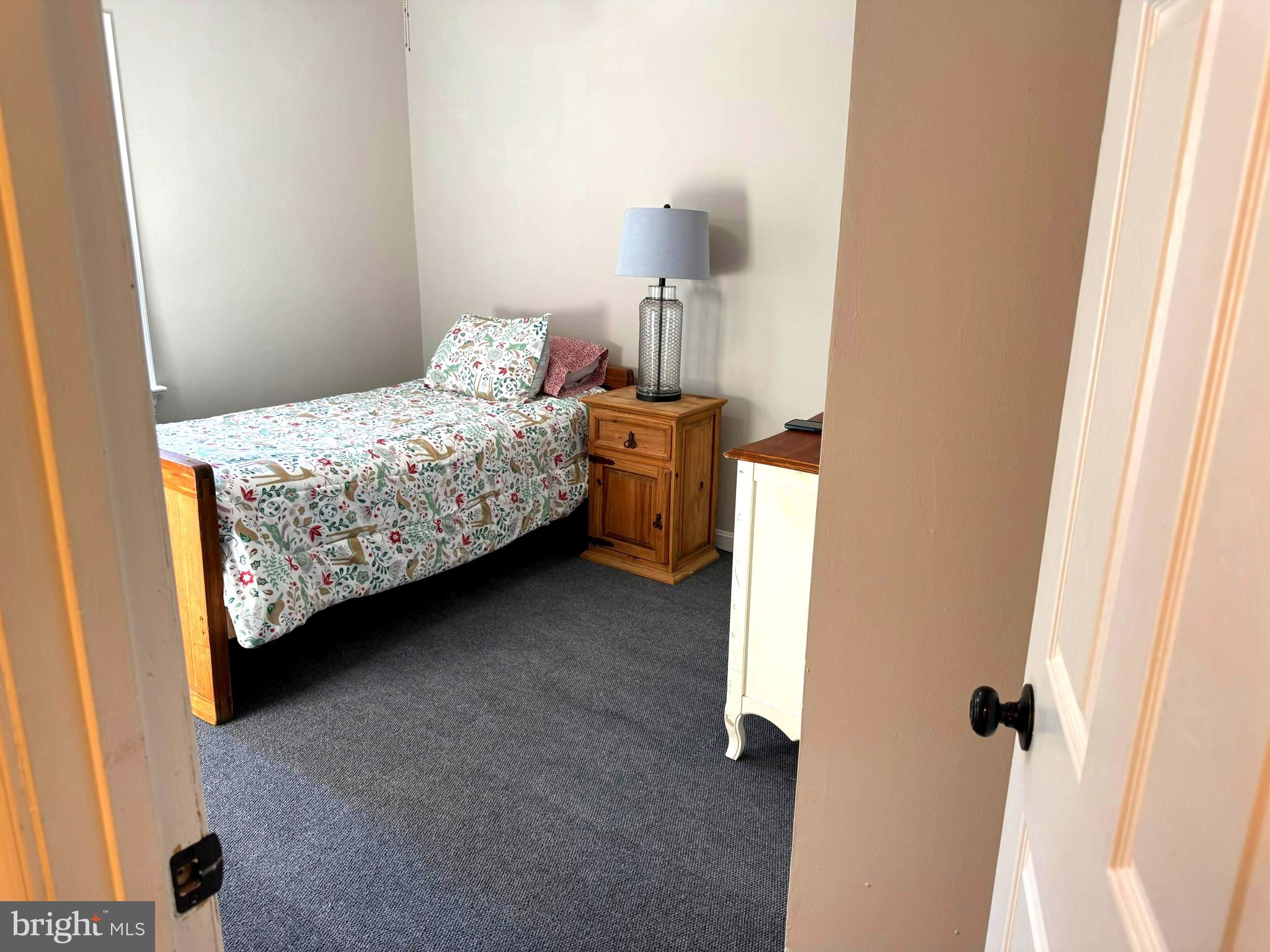 LAKE WILDERNESS - Residential