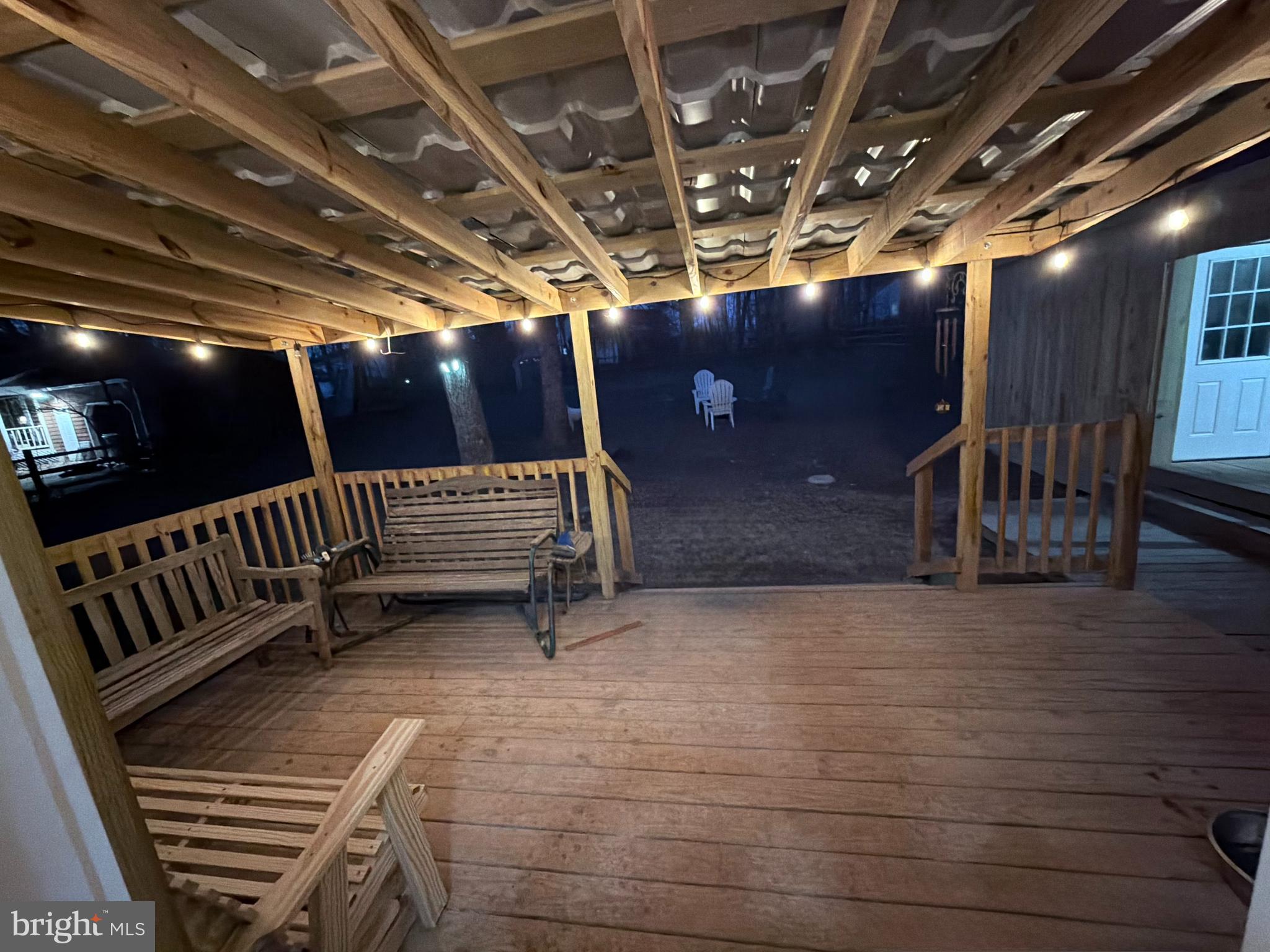 LAKE WILDERNESS - Residential