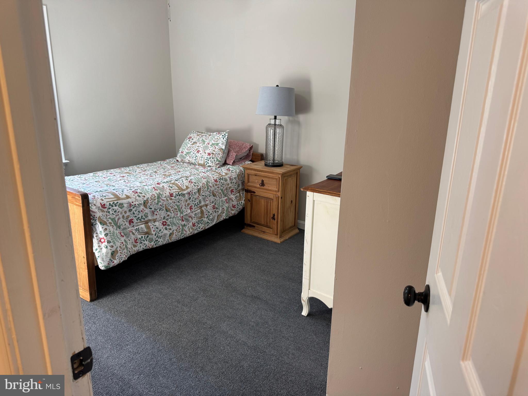 LAKE WILDERNESS - Residential