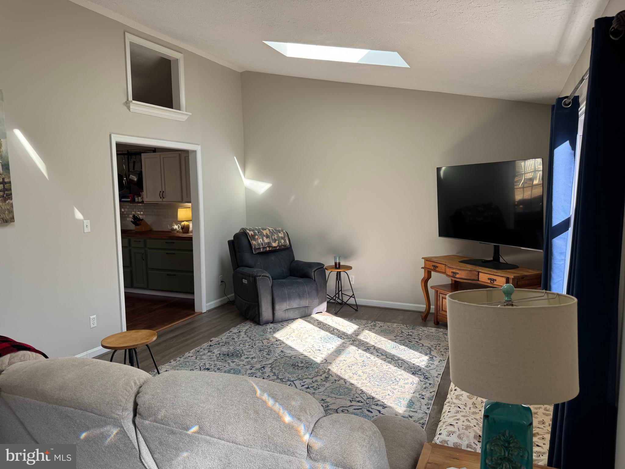 LAKE WILDERNESS - Residential