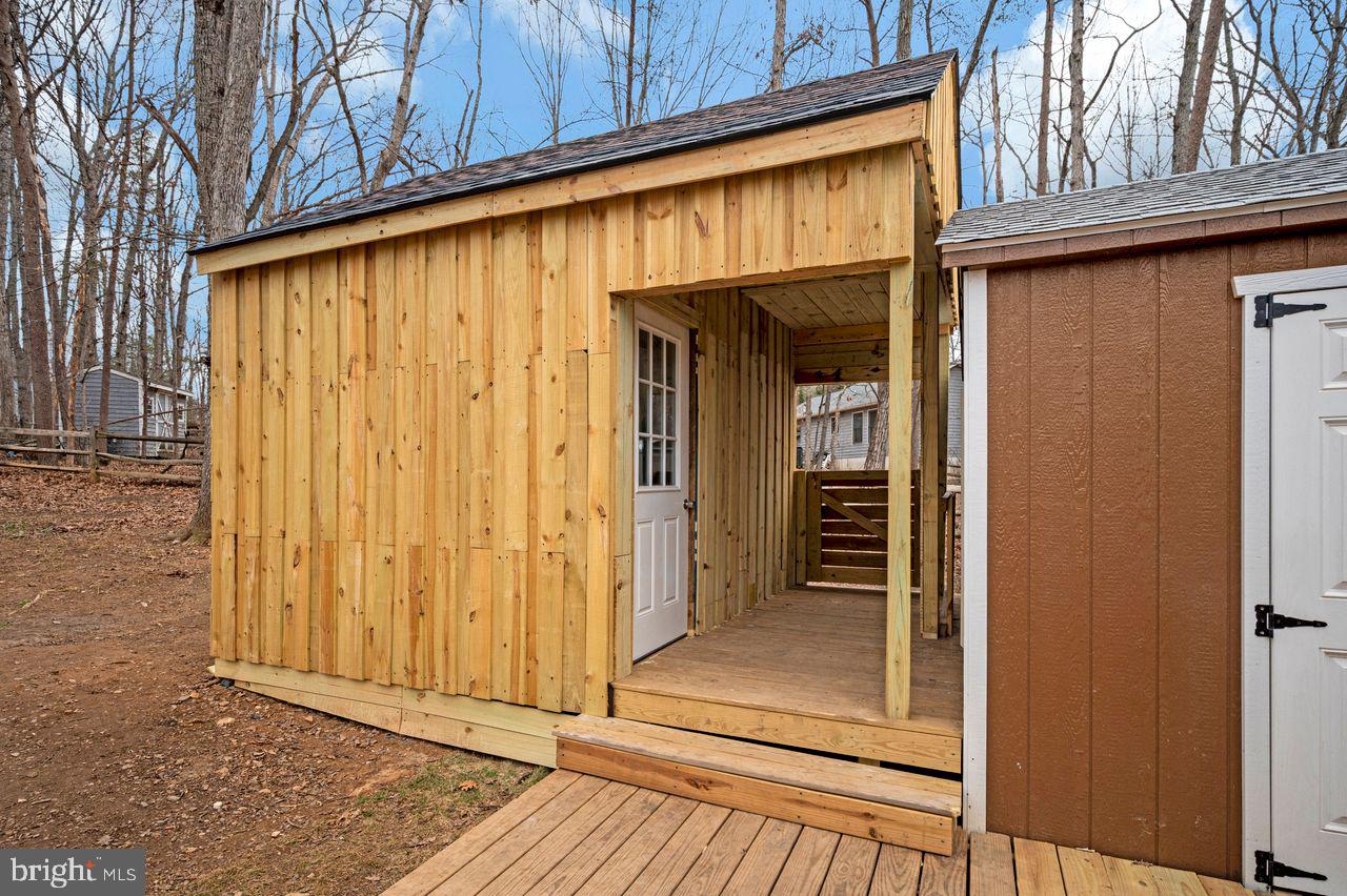 LAKE WILDERNESS - Residential