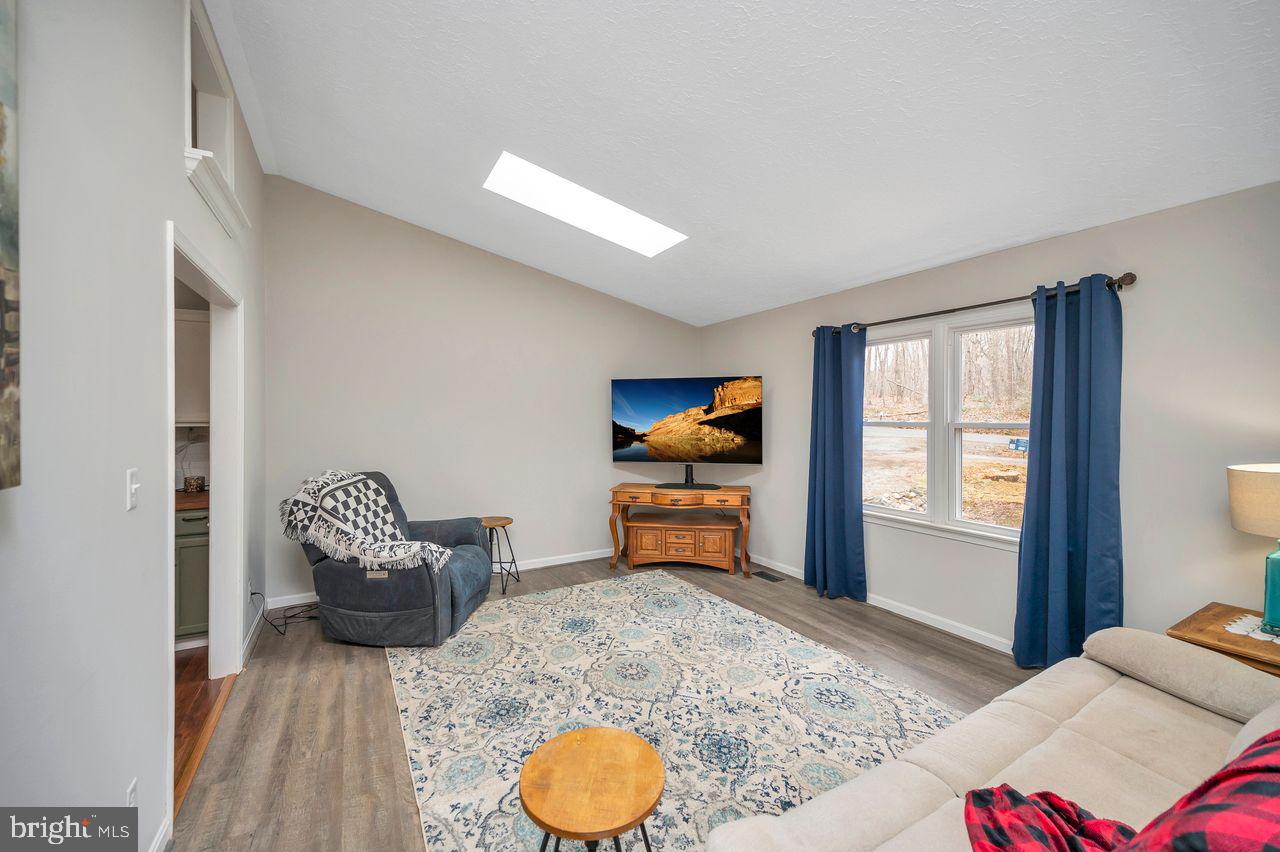 LAKE WILDERNESS - Residential