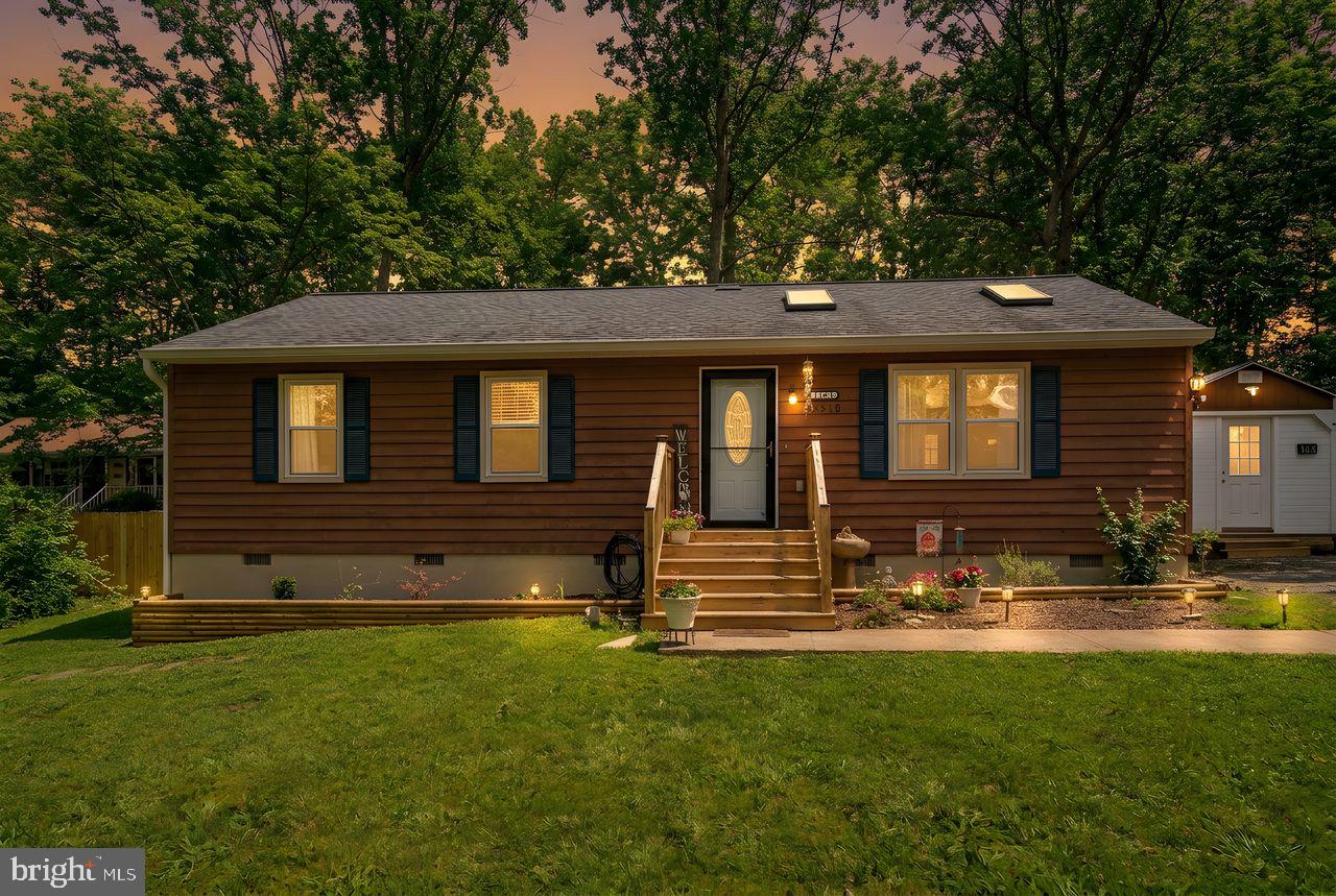 LAKE WILDERNESS - Residential