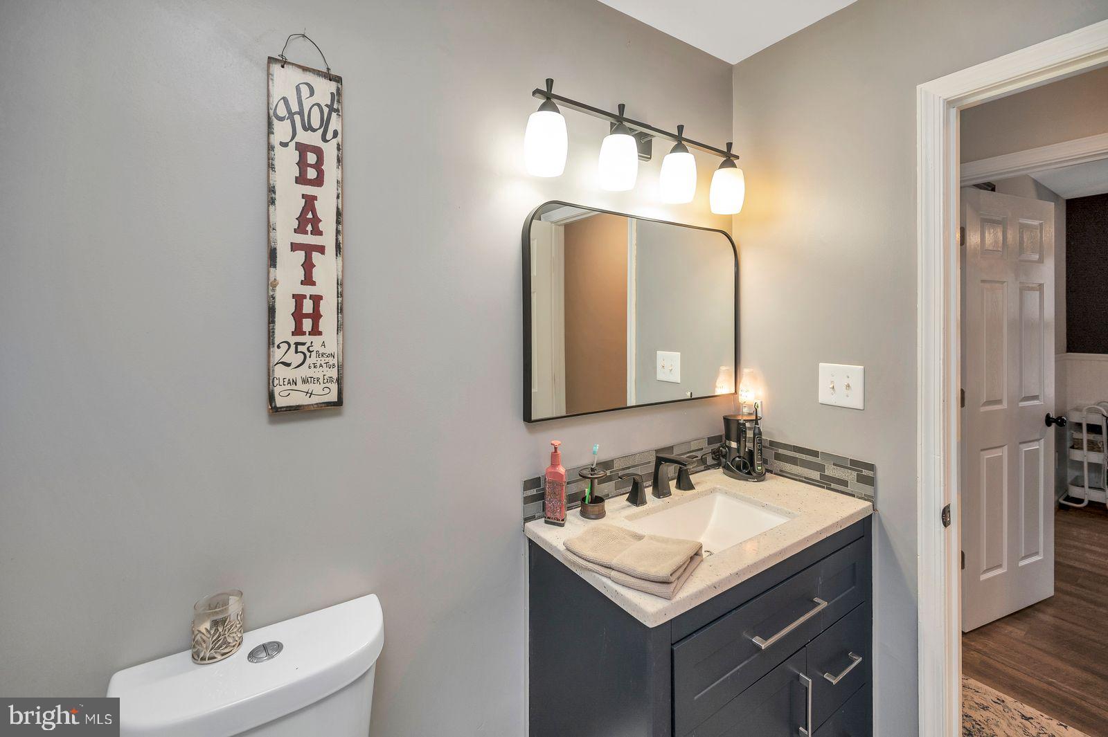 LAKE WILDERNESS - Residential