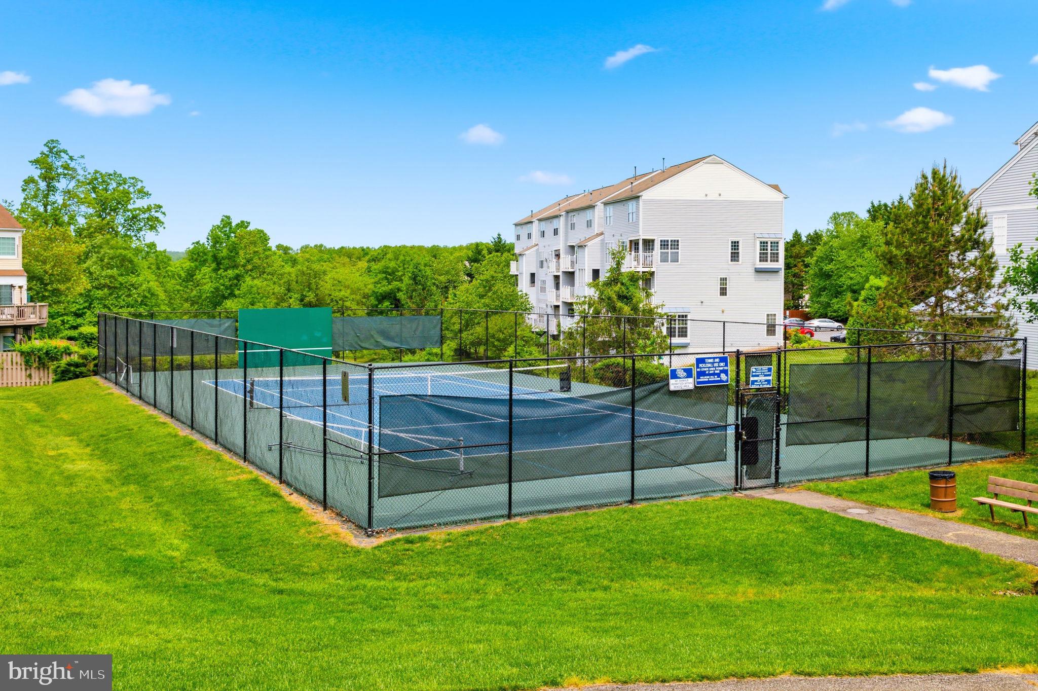 SPRINGWOODS - Residential