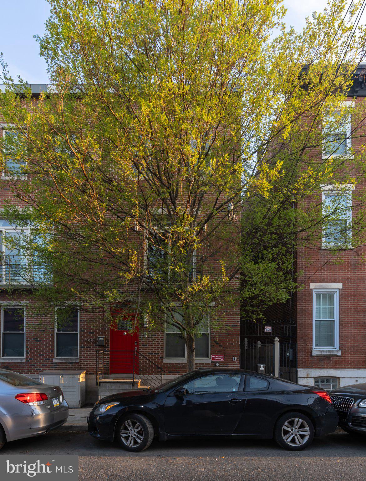 1908 POPLAR STREET B