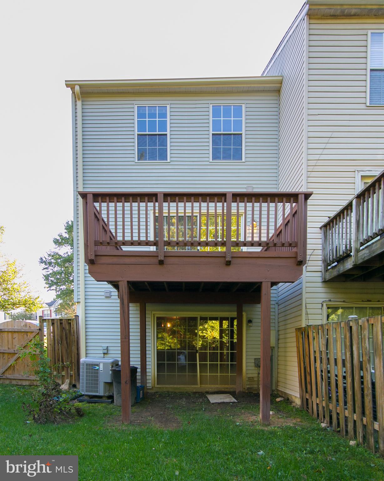 LAKE RIDGE - Residential