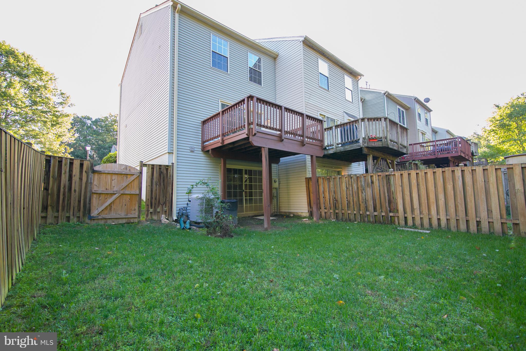 LAKE RIDGE - Residential