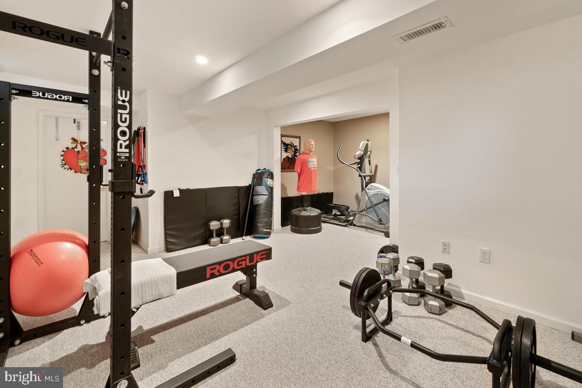 WORMANS MILL - Residential