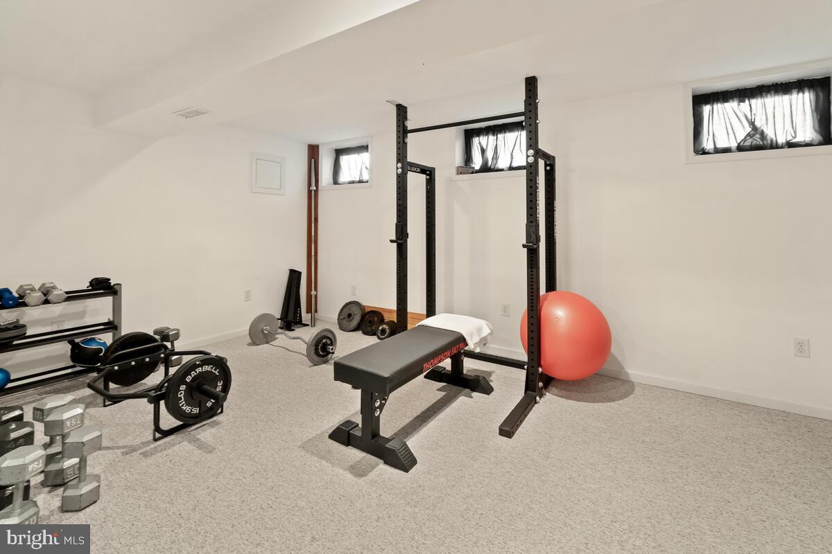 WORMANS MILL - Residential