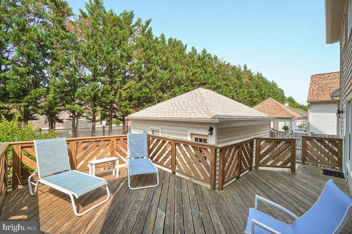 WORMANS MILL - Residential