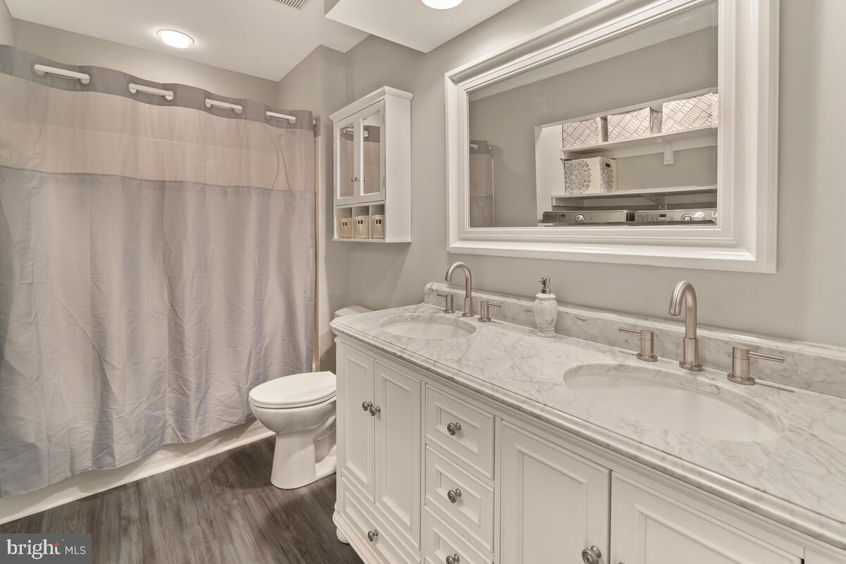 WORMANS MILL - Residential