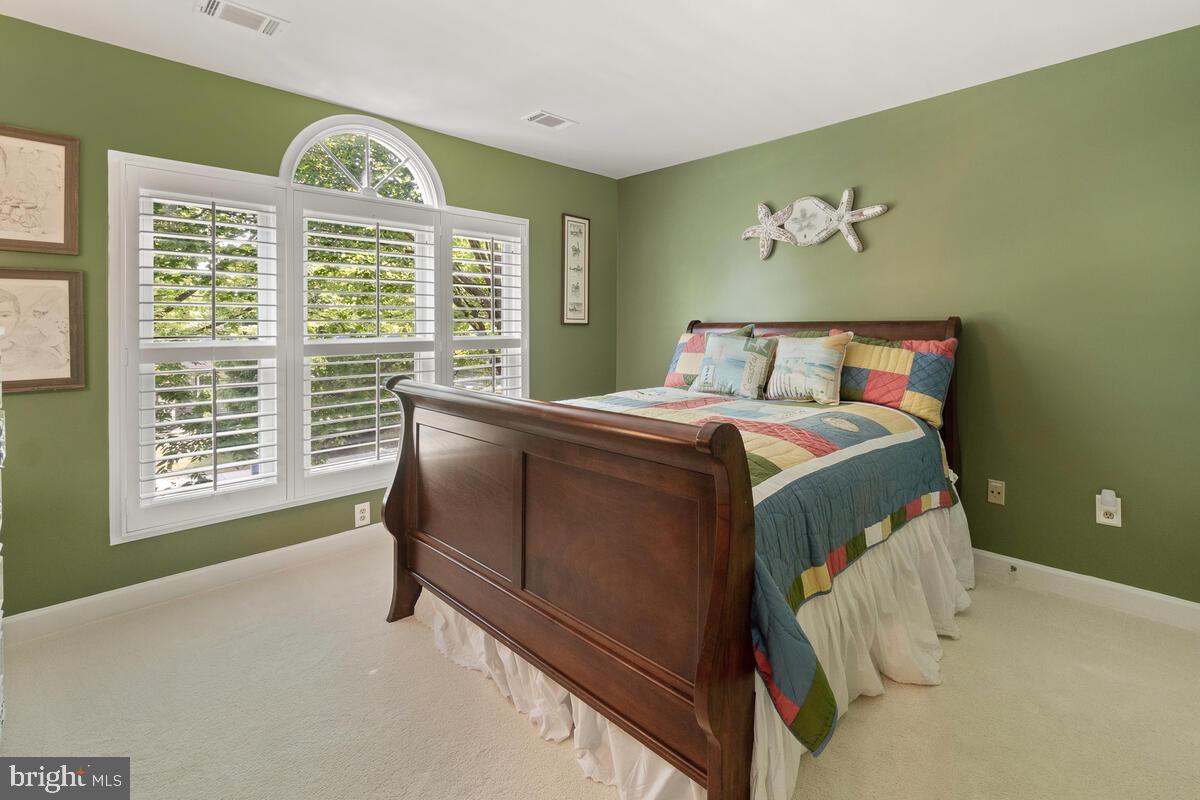 WORMANS MILL - Residential