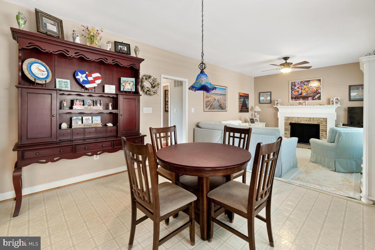 WORMANS MILL - Residential