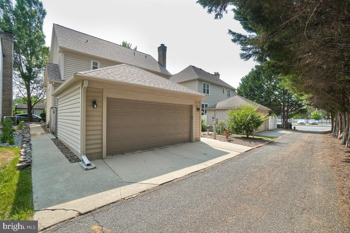 WORMANS MILL - Residential