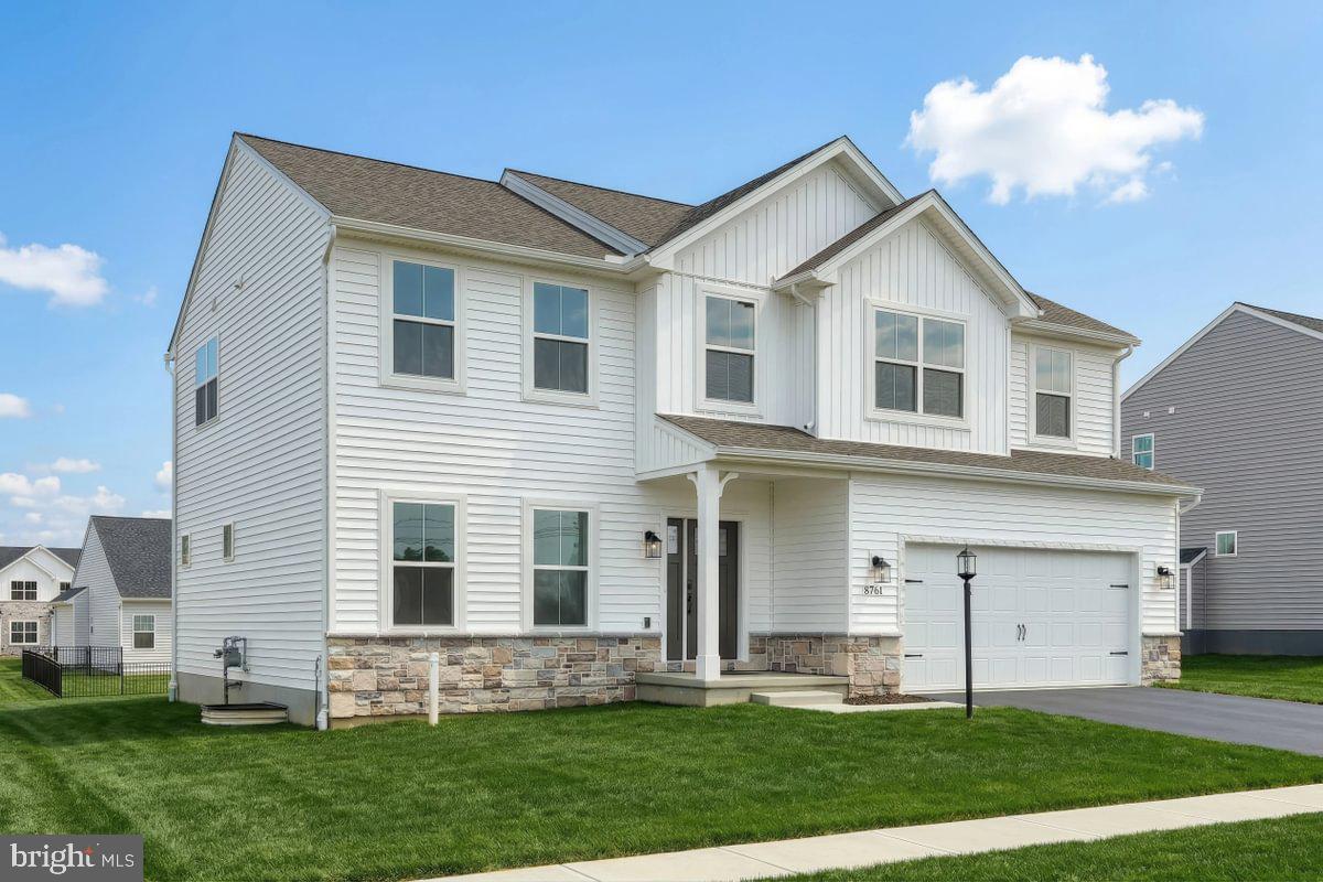 HICKORY POINTE - Residential