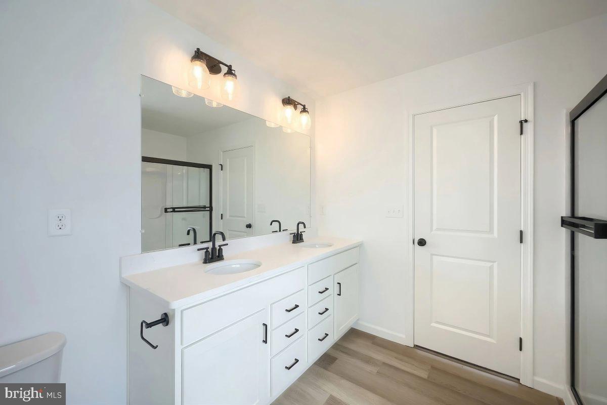 HICKORY POINTE - Residential