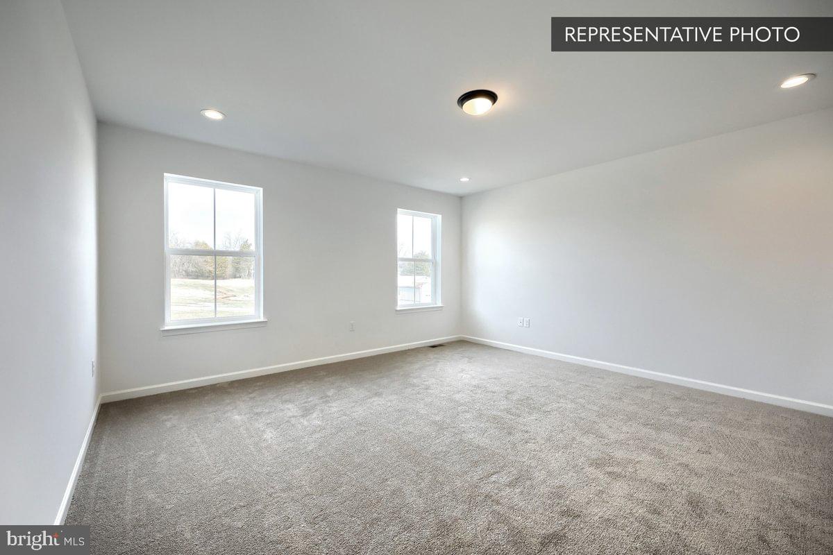 HICKORY POINTE - Residential