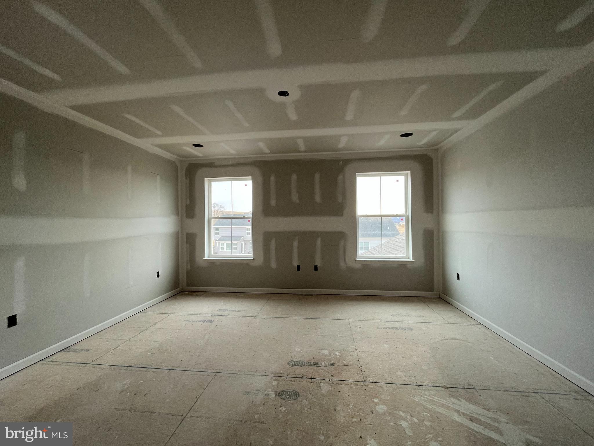 HICKORY POINTE - Residential