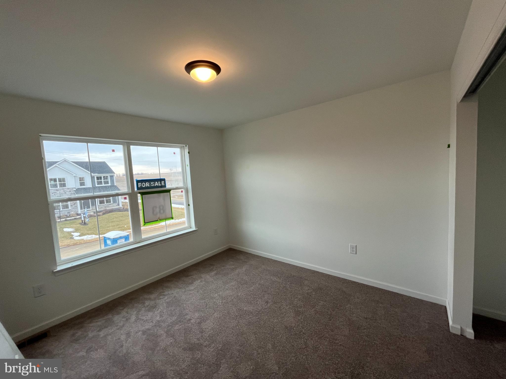 HICKORY POINTE - Residential