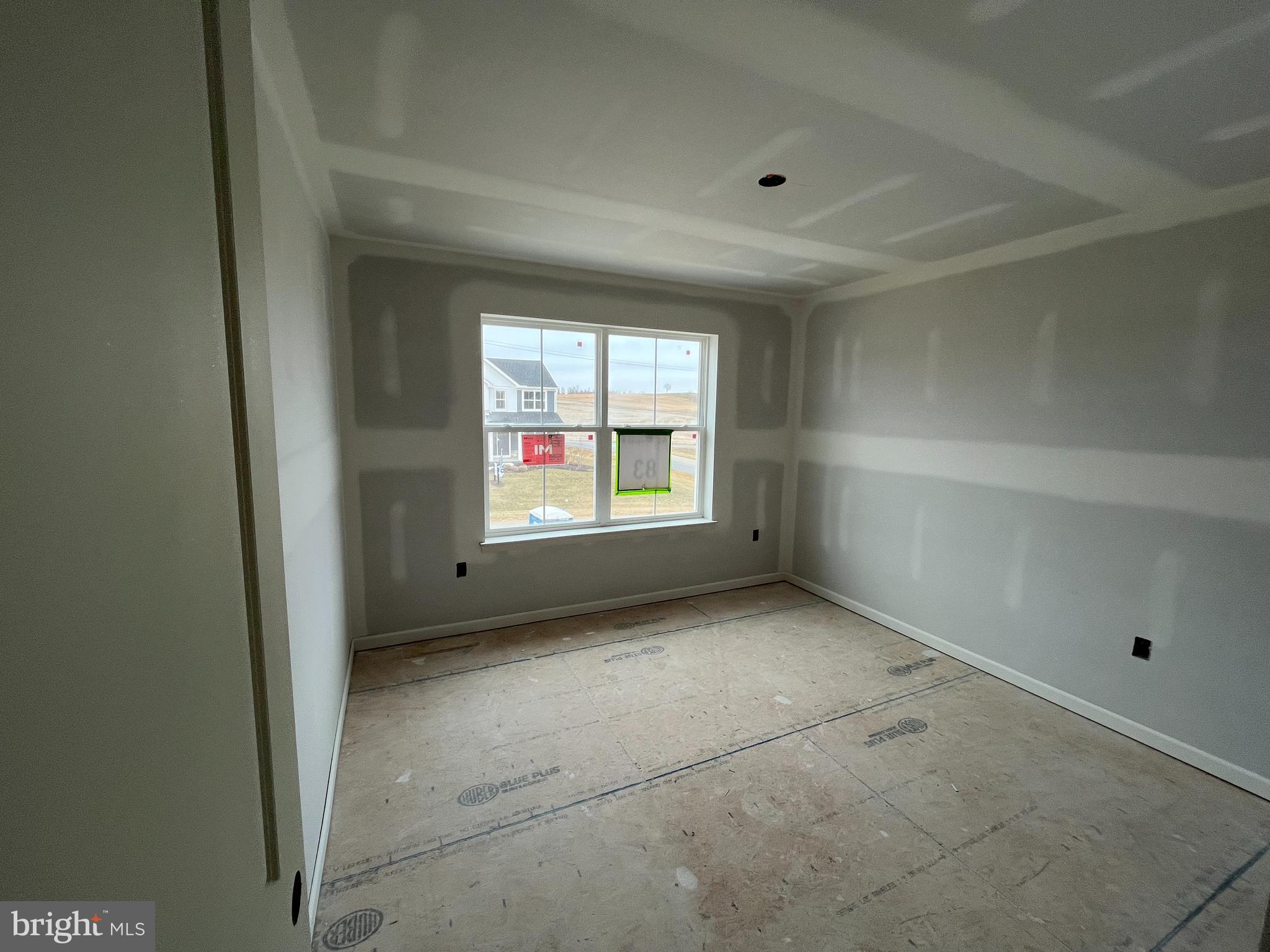 HICKORY POINTE - Residential