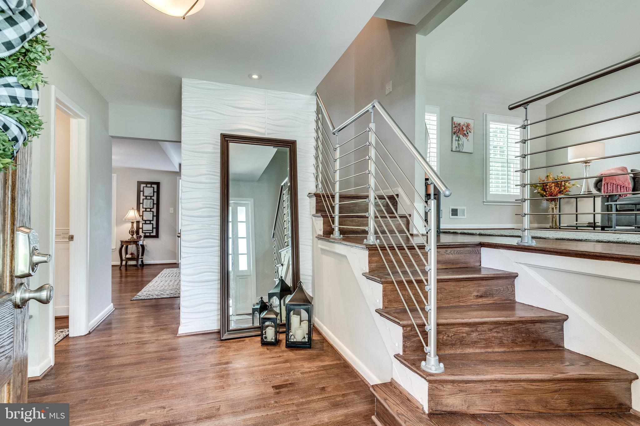 MOUNT VERNON MANOR - Residential