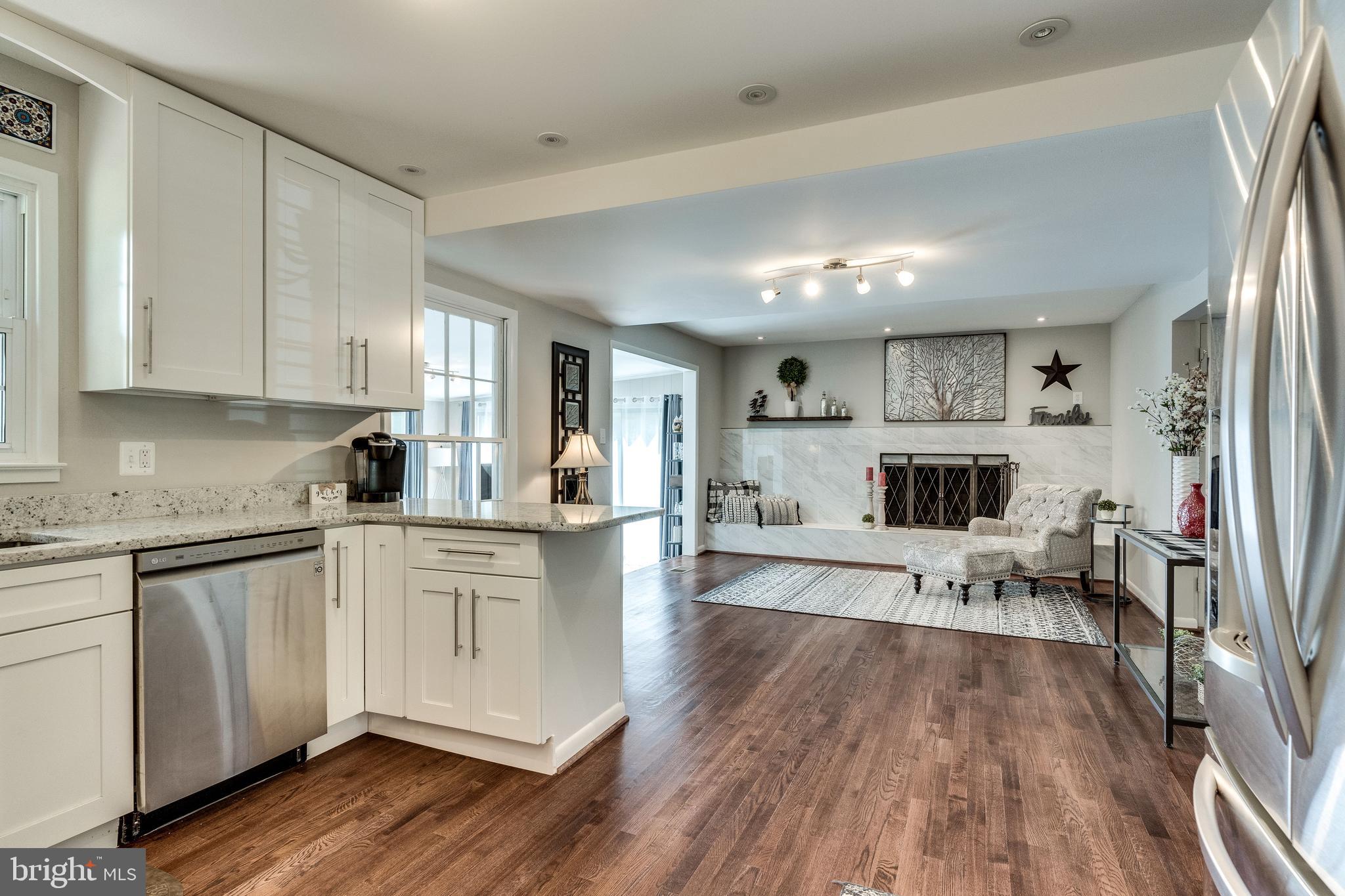 MOUNT VERNON MANOR - Residential