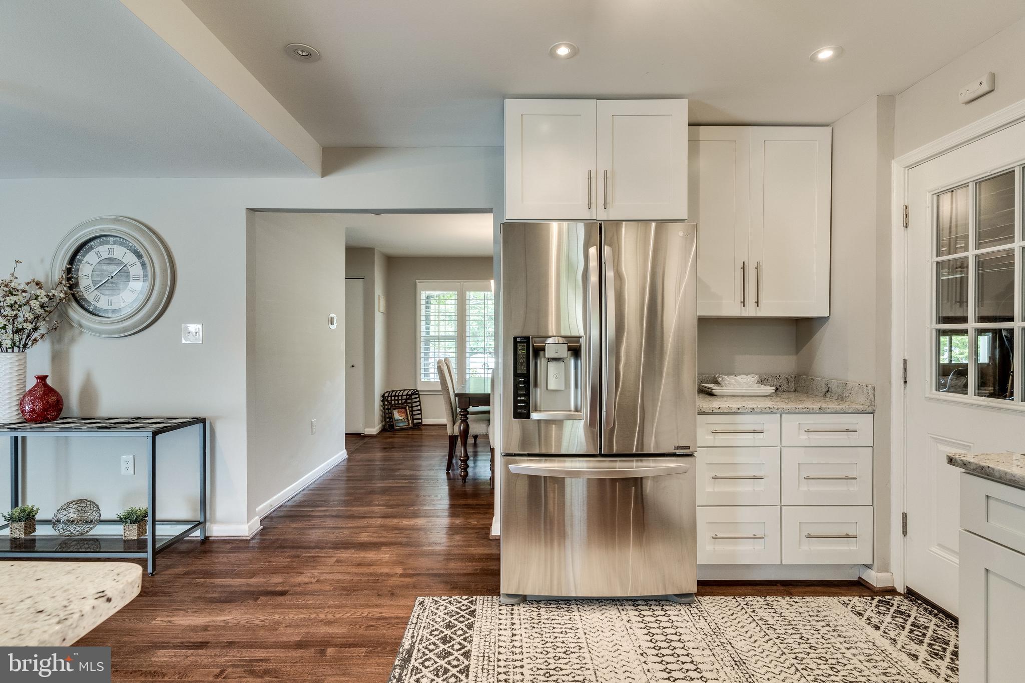 MOUNT VERNON MANOR - Residential