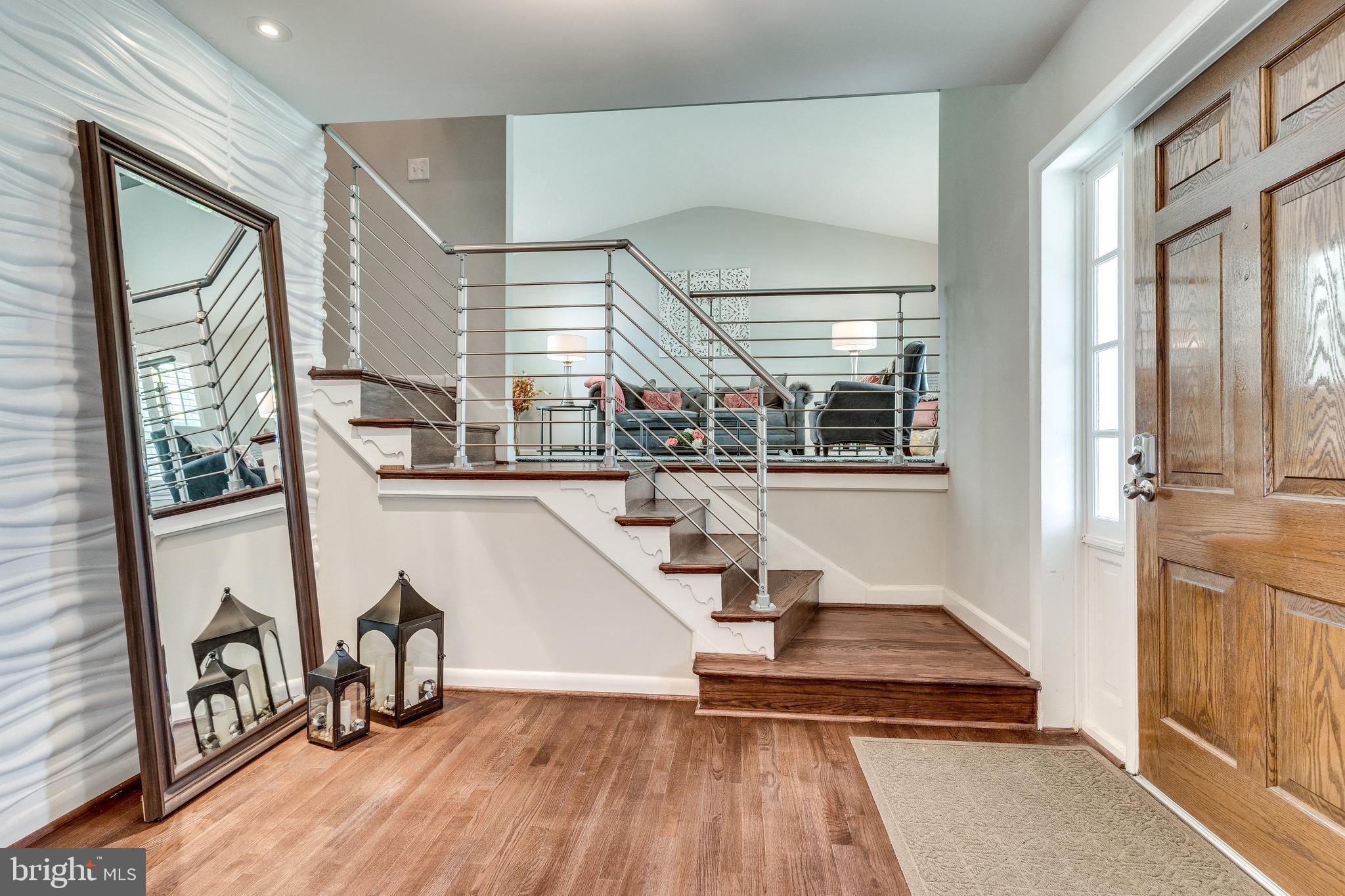 MOUNT VERNON MANOR - Residential