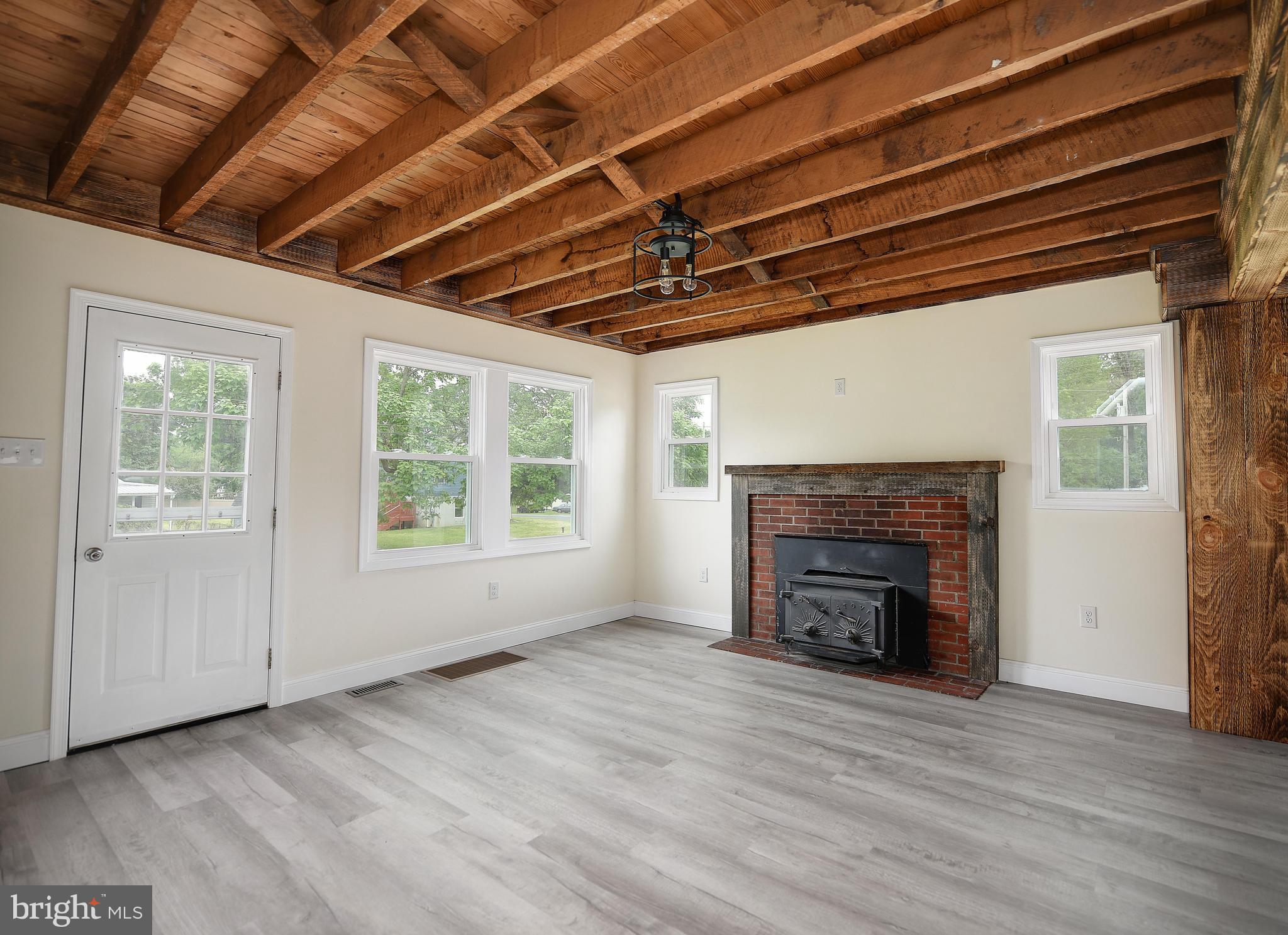 HACKS POINT - Residential