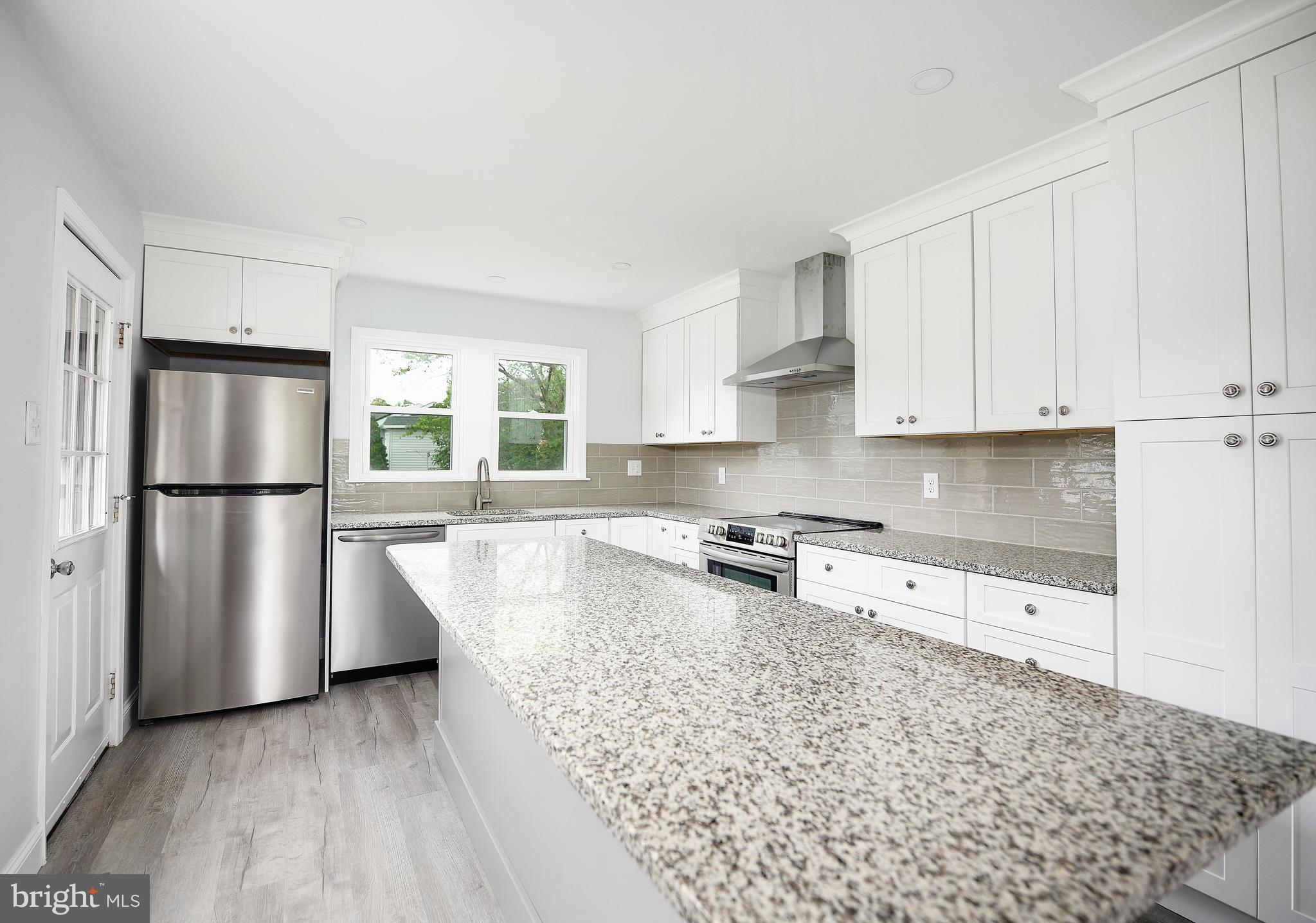 HACKS POINT - Residential