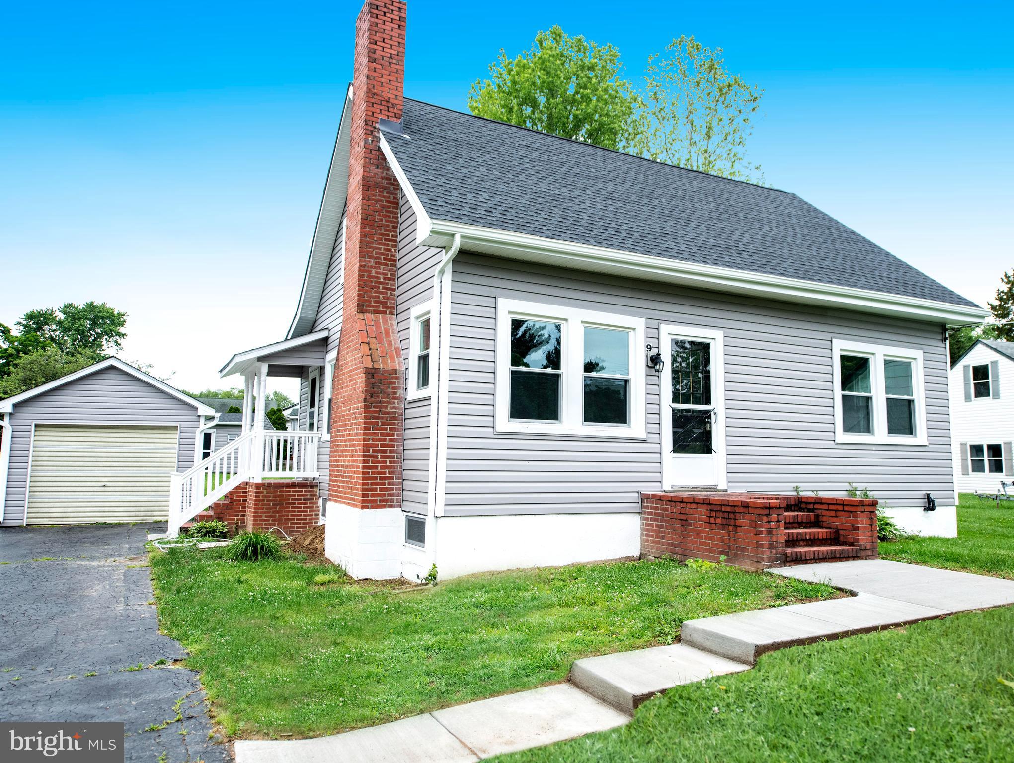 HACKS POINT - Residential