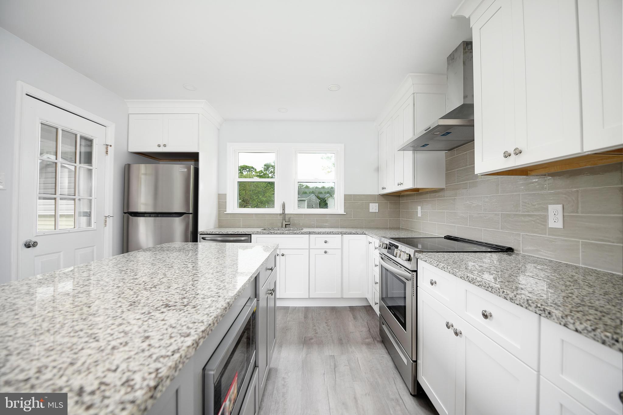 HACKS POINT - Residential